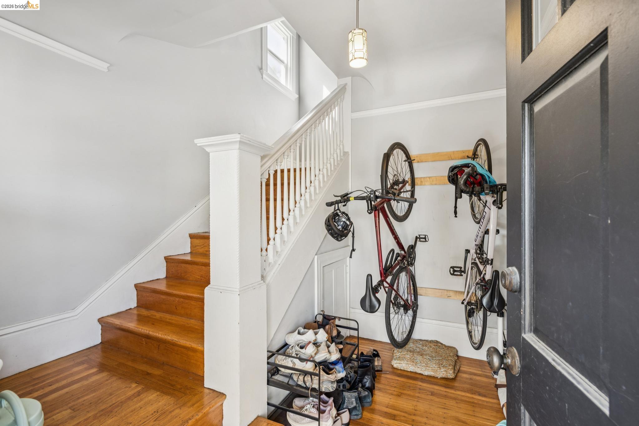 5401 Genoa, Oakland CA 94611 — photo 4