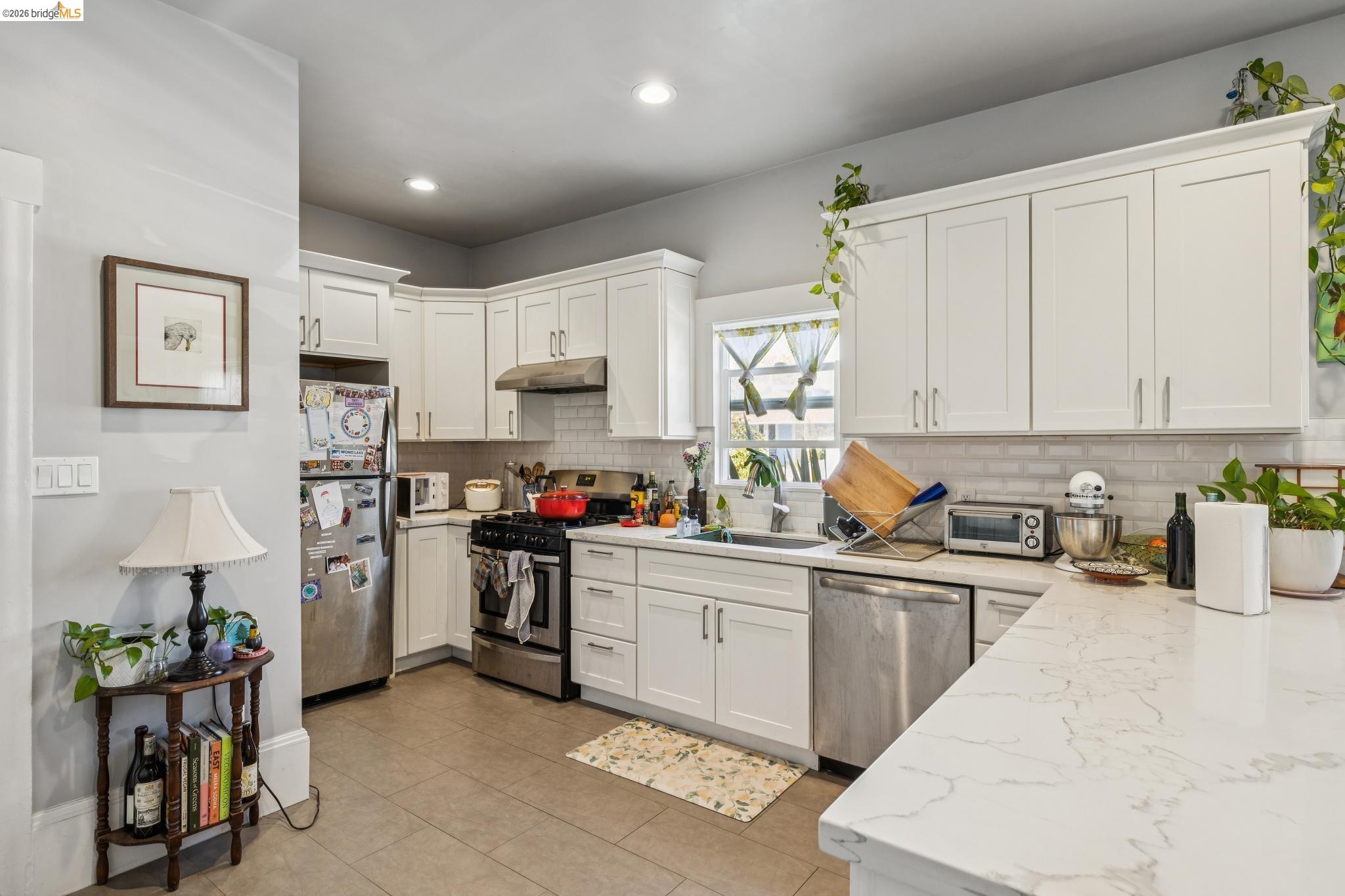 5401 Genoa, Oakland CA 94611 — photo 35