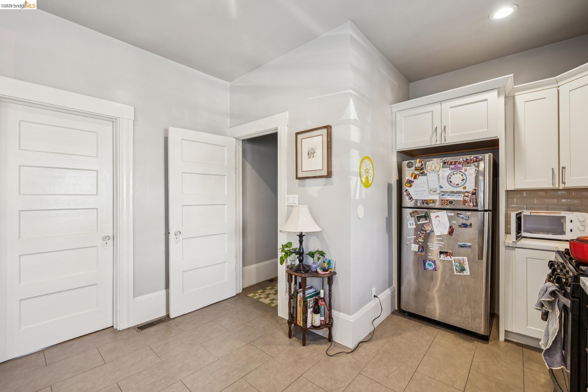 5401 Genoa, Oakland CA 94611 — photo 37