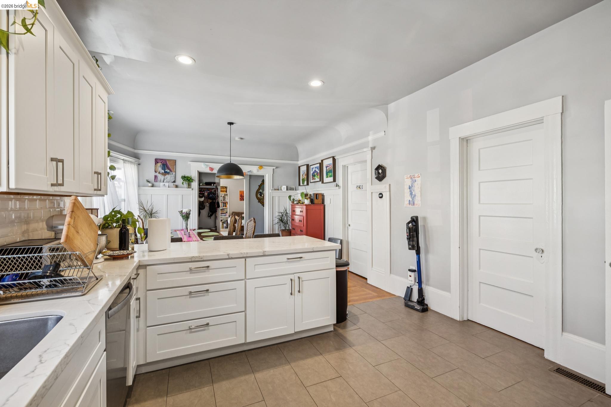 5401 Genoa, Oakland CA 94611 — photo 38