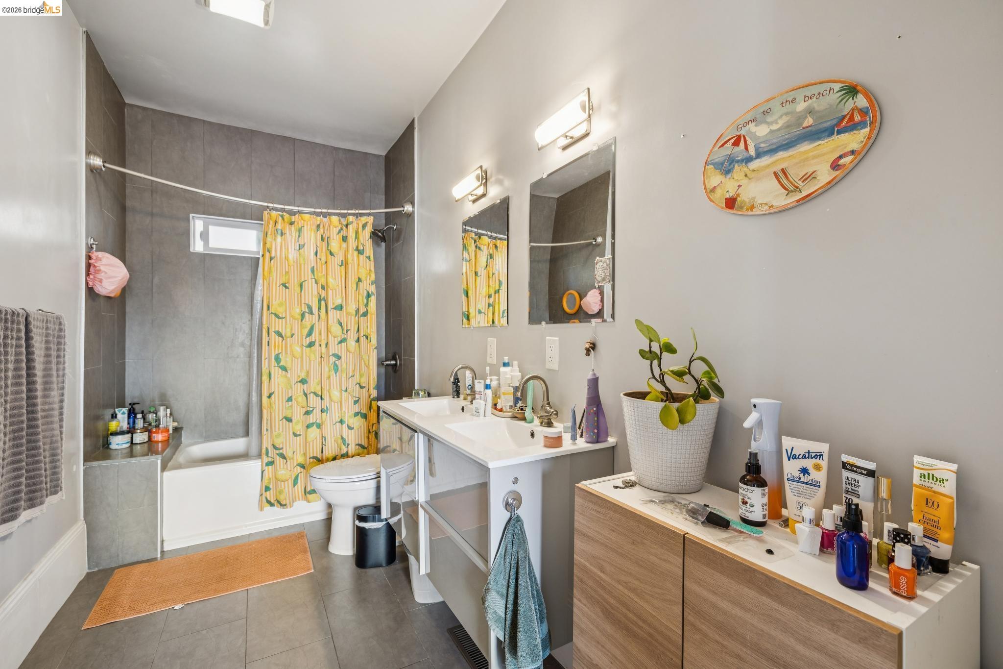 5401 Genoa, Oakland CA 94611 — photo 42