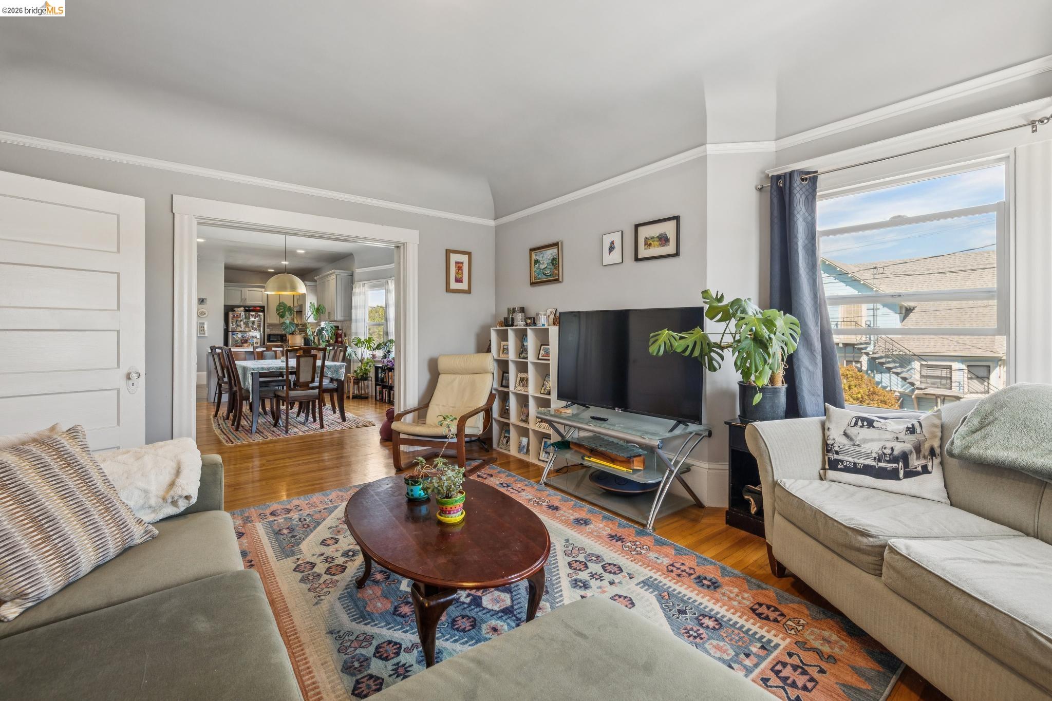 5401 Genoa, Oakland CA 94611 — photo 8