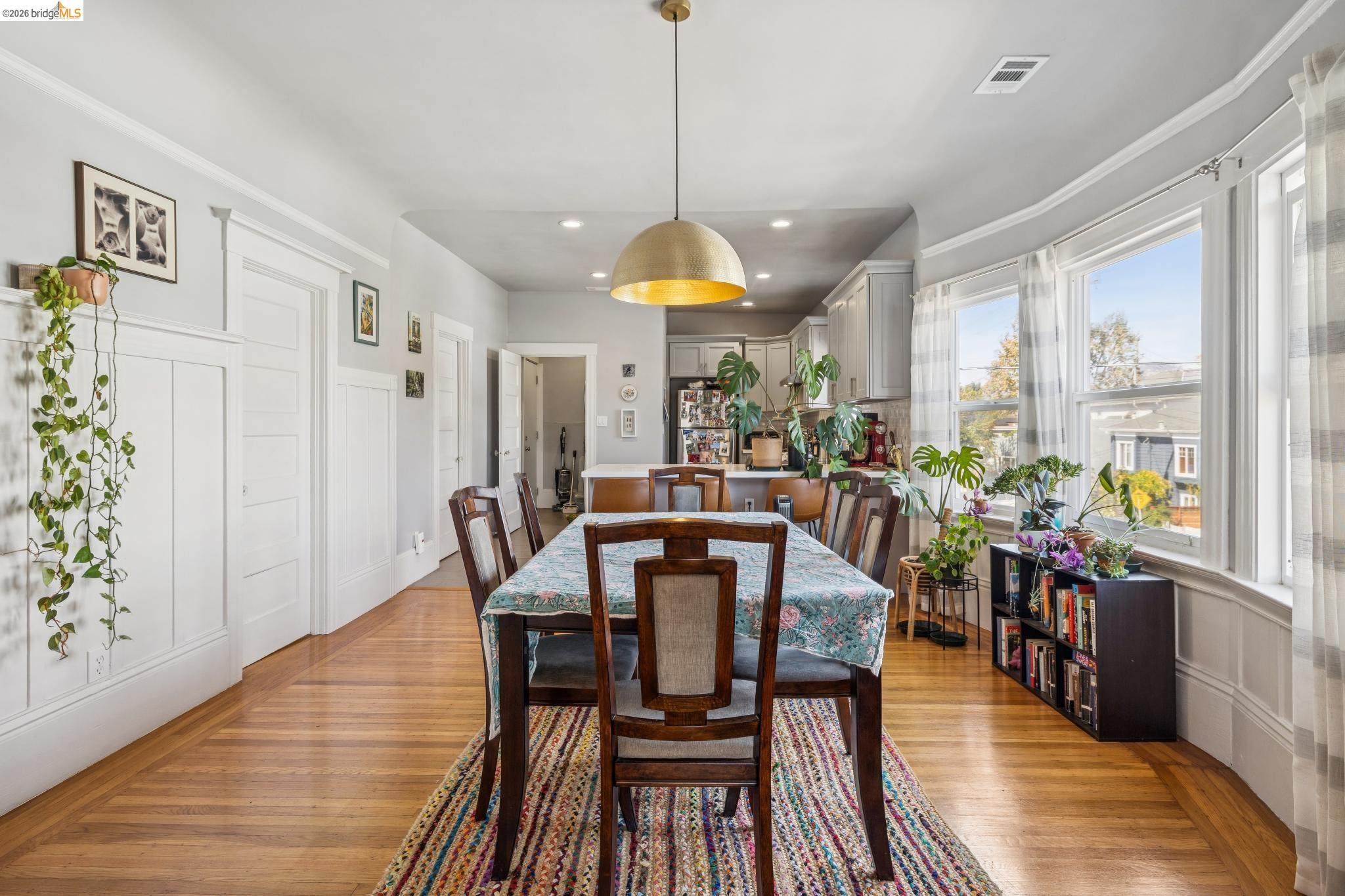 5401 Genoa, Oakland CA 94611 — photo 9