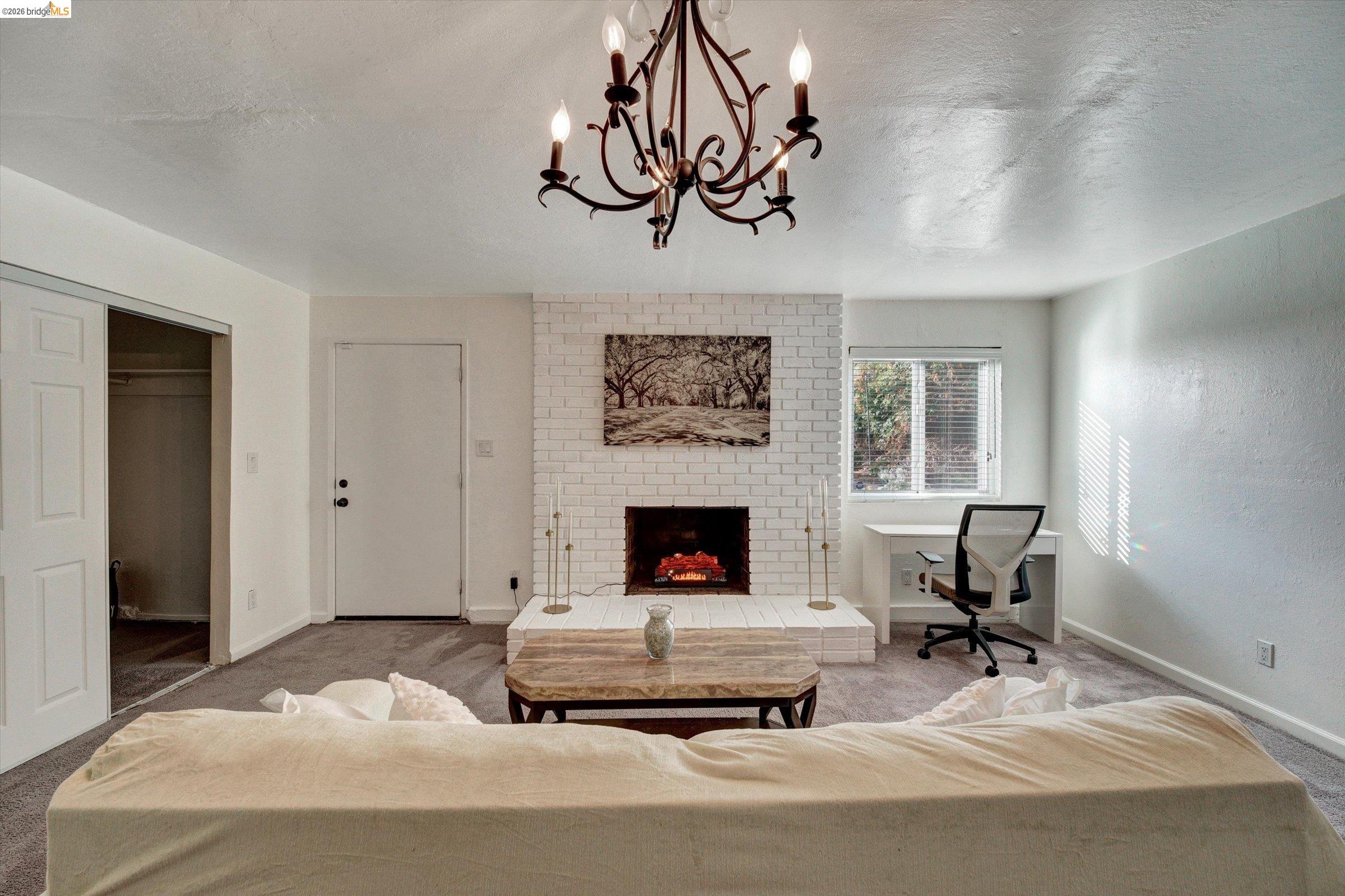 2515 Oliver Ave, Oakland CA 94605 — photo 14