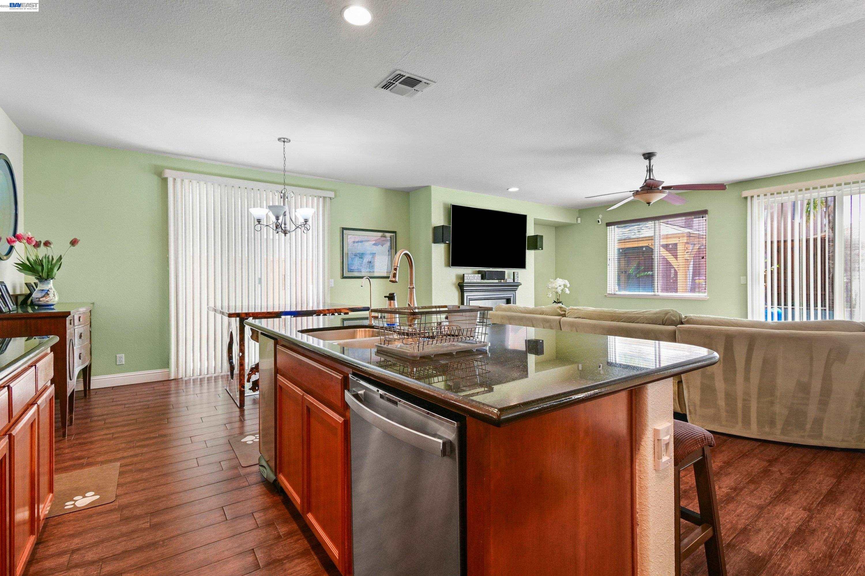 1434 Olivia Ct, Tracy, CA 95377 photo 18