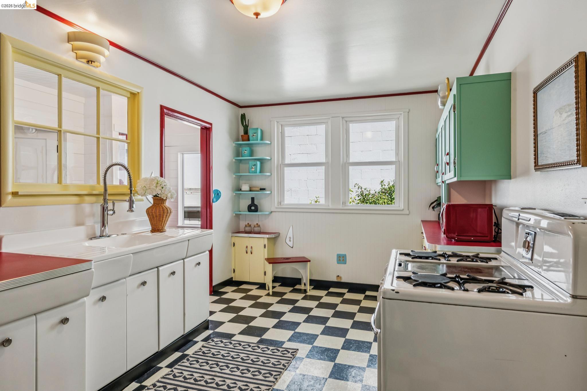 937 Grayson St, Berkeley CA 94710 — photo 16