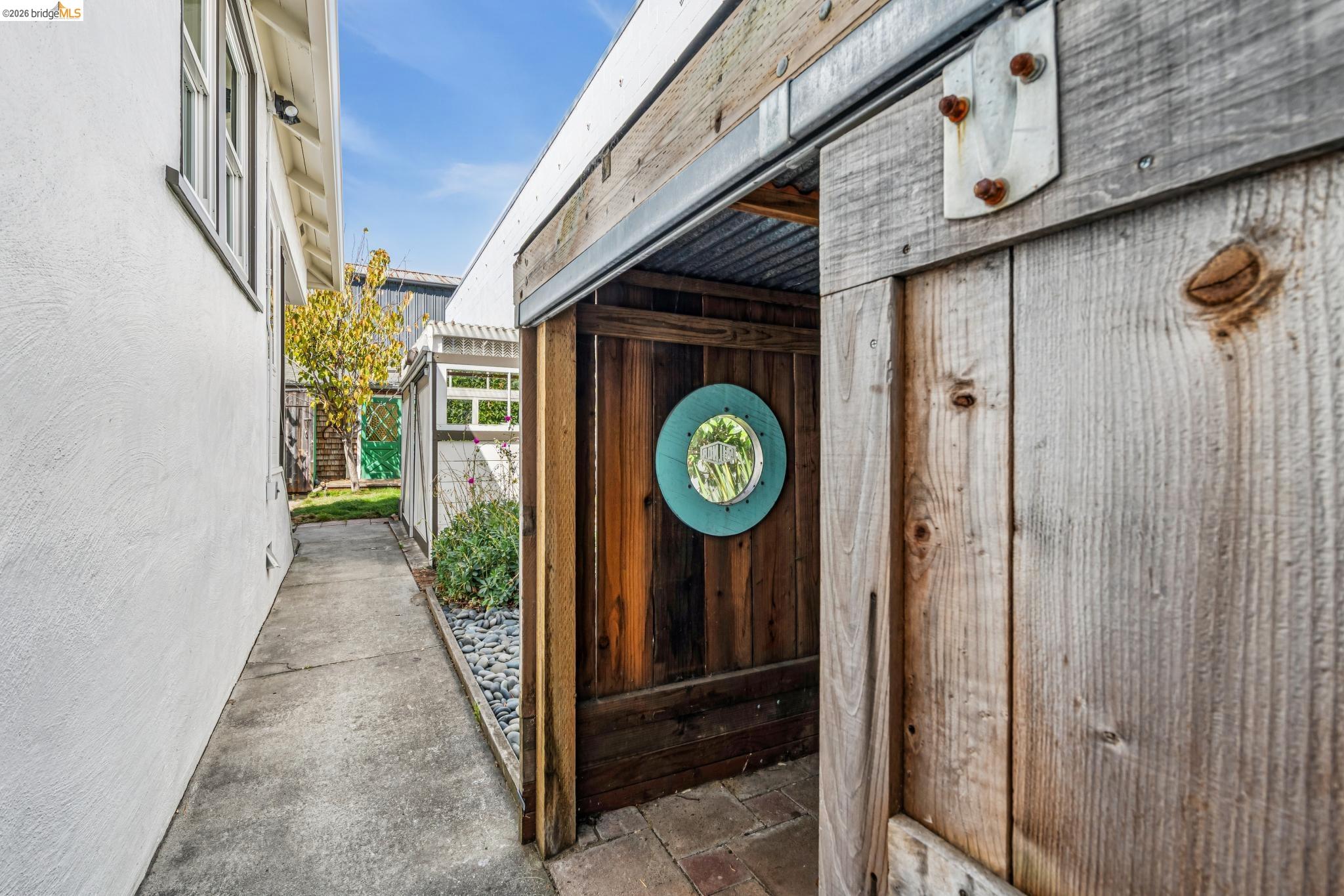 937 Grayson St, Berkeley CA 94710 — photo 34