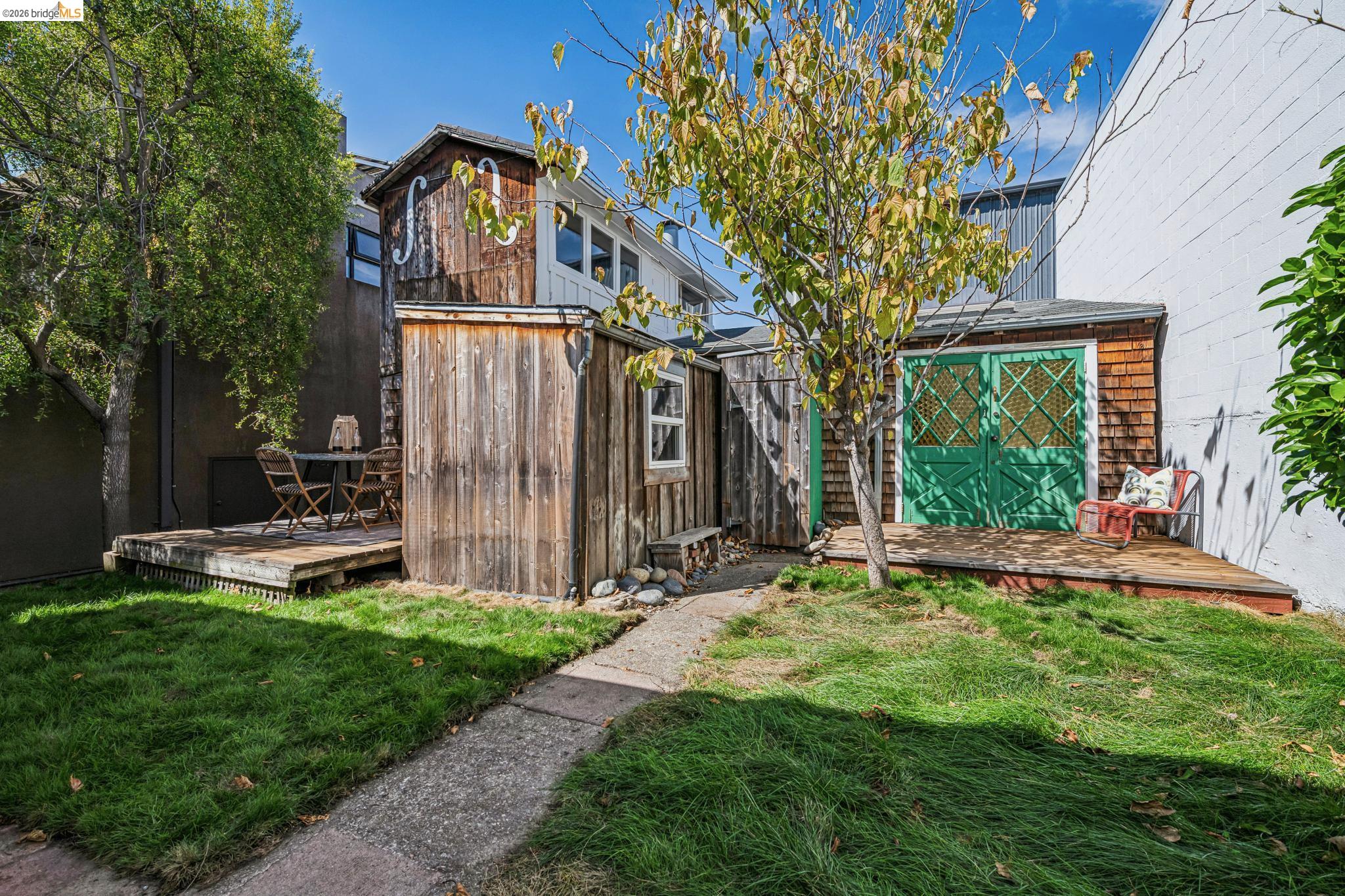 937 Grayson St, Berkeley CA 94710 — photo 38