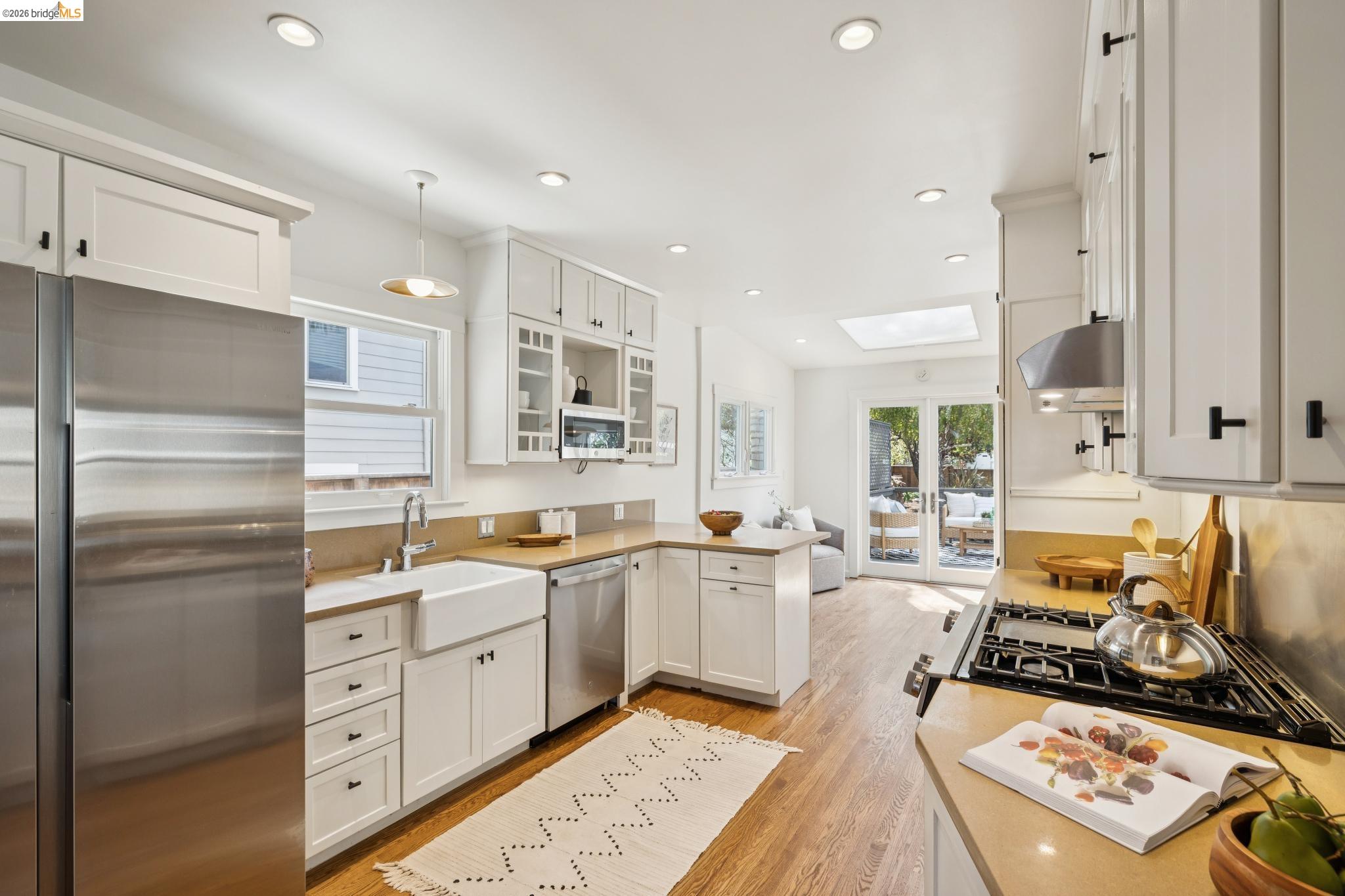 915 63Rd St, Oakland CA 94608 — photo 21