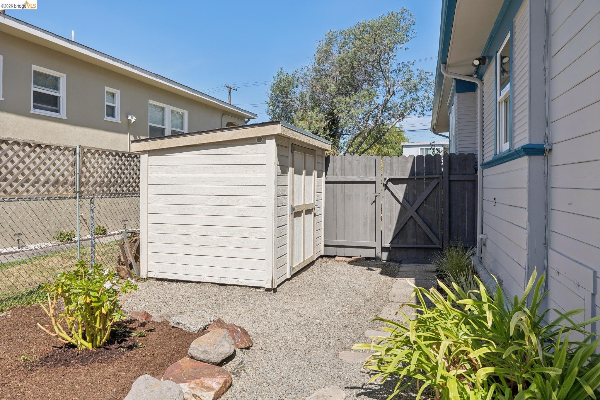 915 63Rd St, Oakland CA 94608 — photo 65