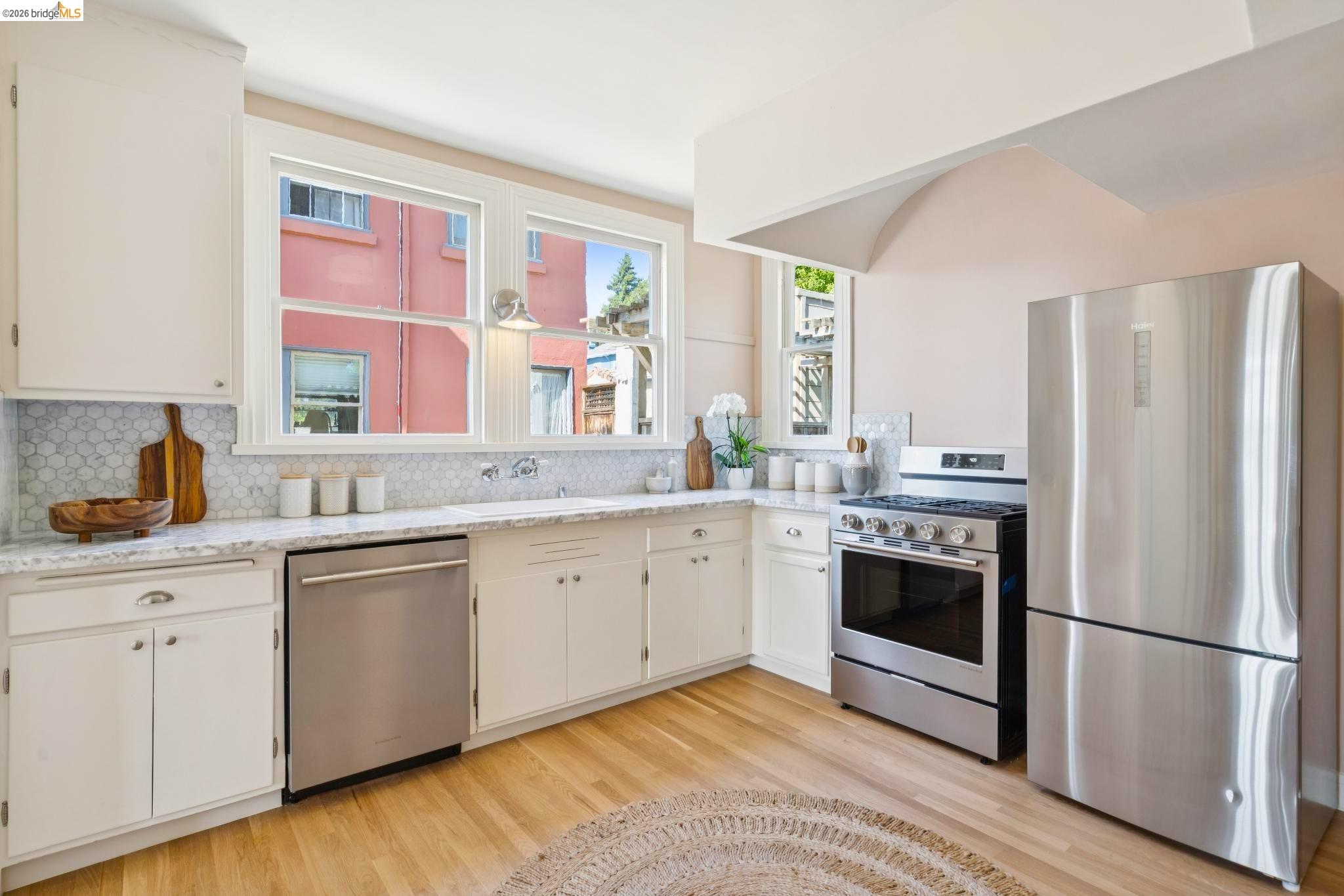 6212 ROCKWELL St, Oakland CA 94618 — photo 28