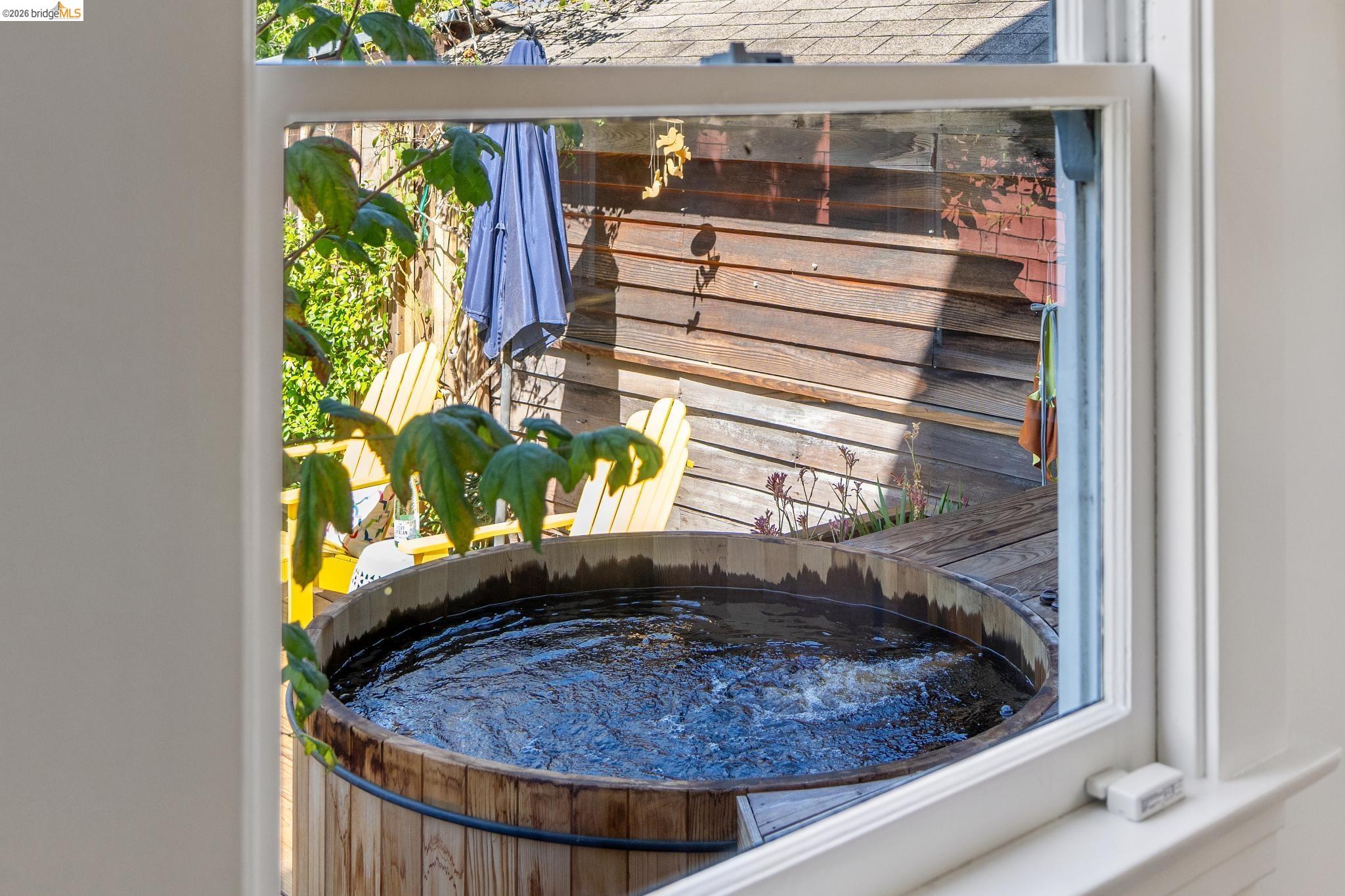 5701 Oak Grove Ave, Oakland CA 94618 — photo 15