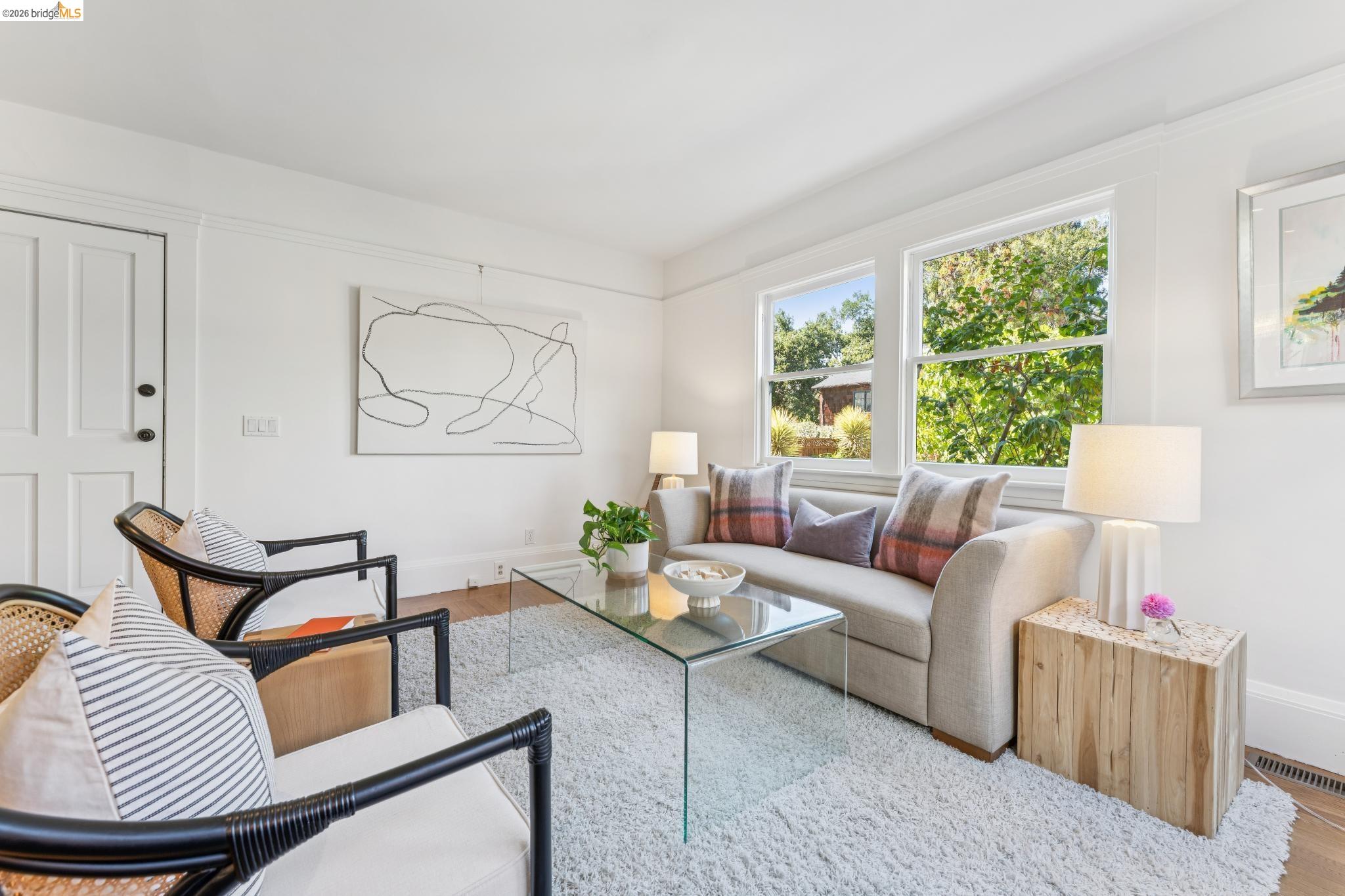 5701 Oak Grove Ave, Oakland CA 94618 — photo 18