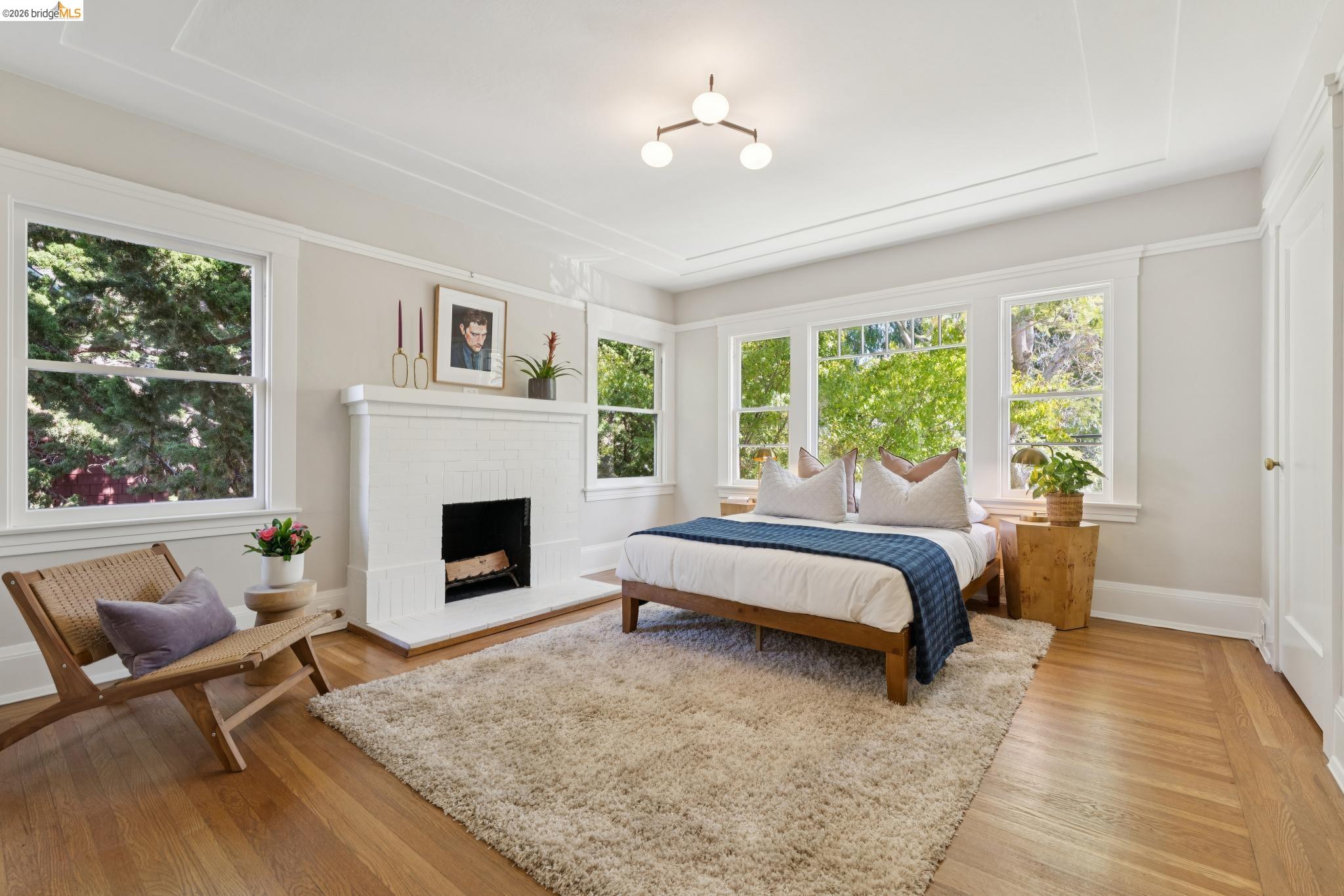 5701 Oak Grove Ave, Oakland CA 94618 — photo 29