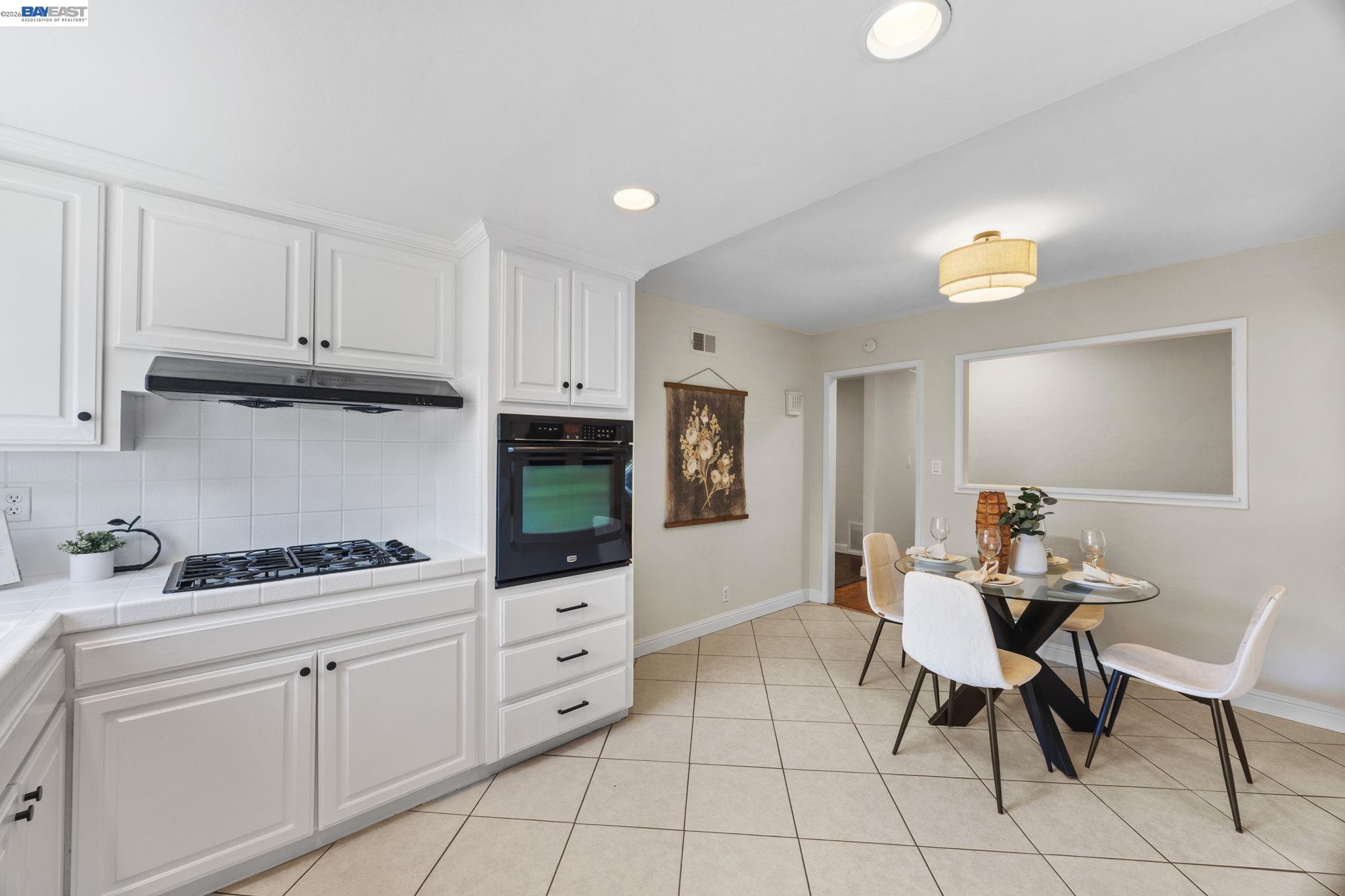 5582 Jonathan Dr, Newark CA 94560 — photo 16