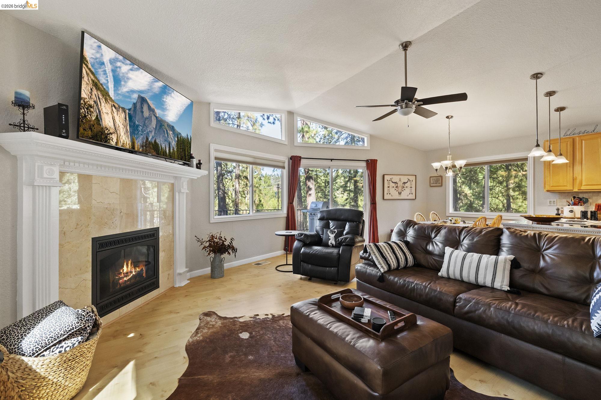 19369 Ferretti Rd, Groveland CA 95321 — photo 8