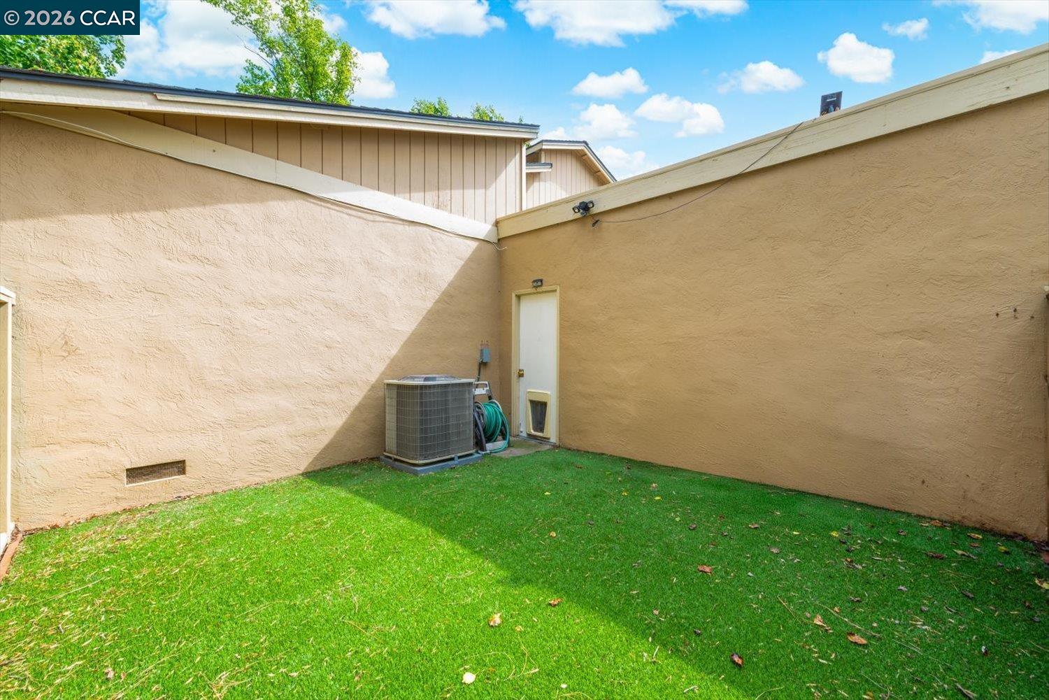 599 Mt Dell Dr, Clayton CA 94517 — photo 36