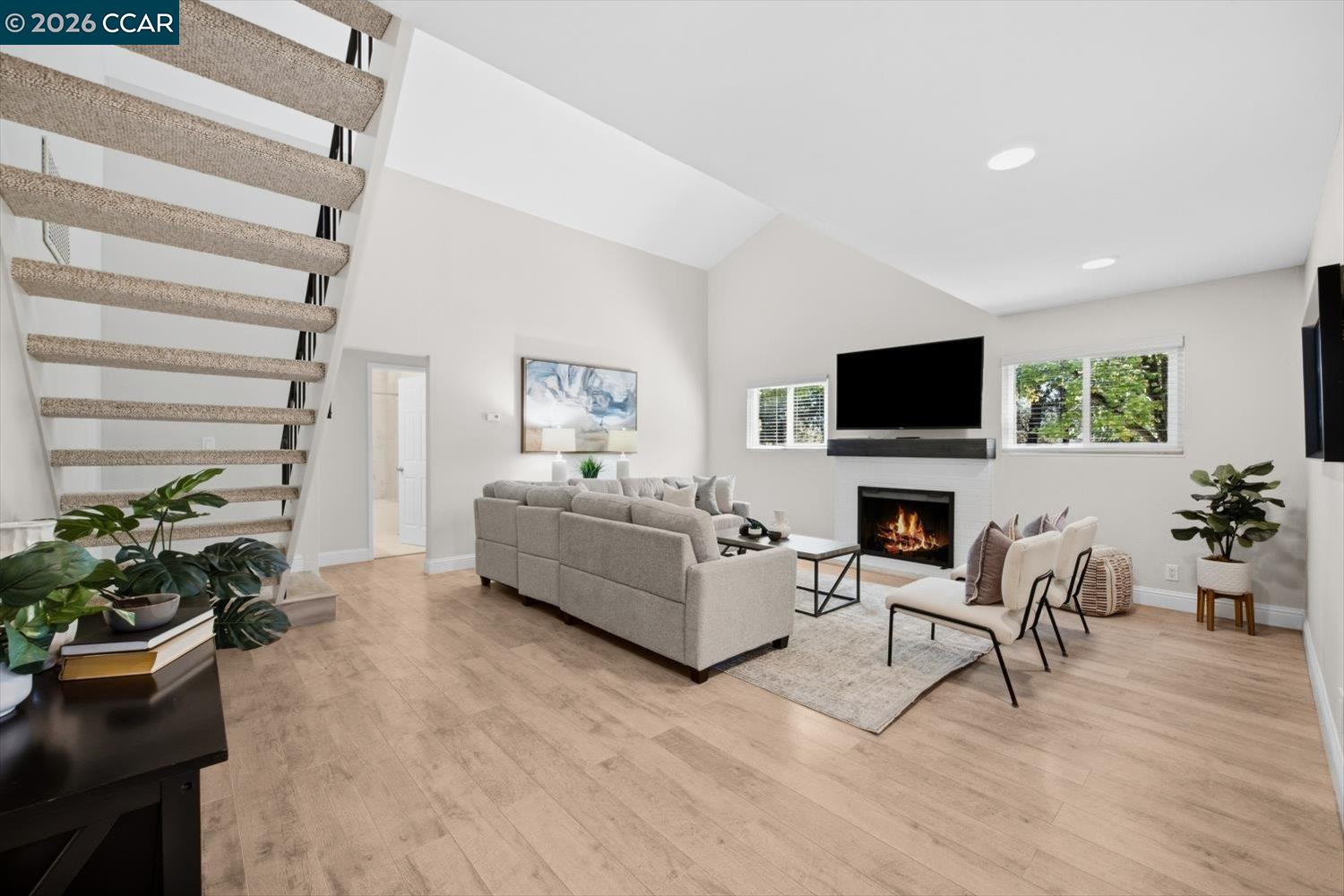 599 Mt Dell Dr, Clayton CA 94517 — photo 10