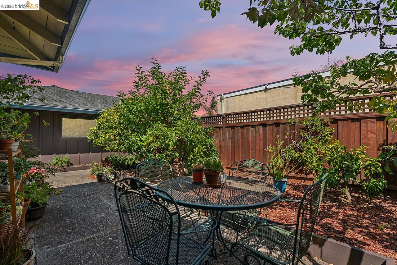904 View Drive, Richmond CA 94803 — photo 12