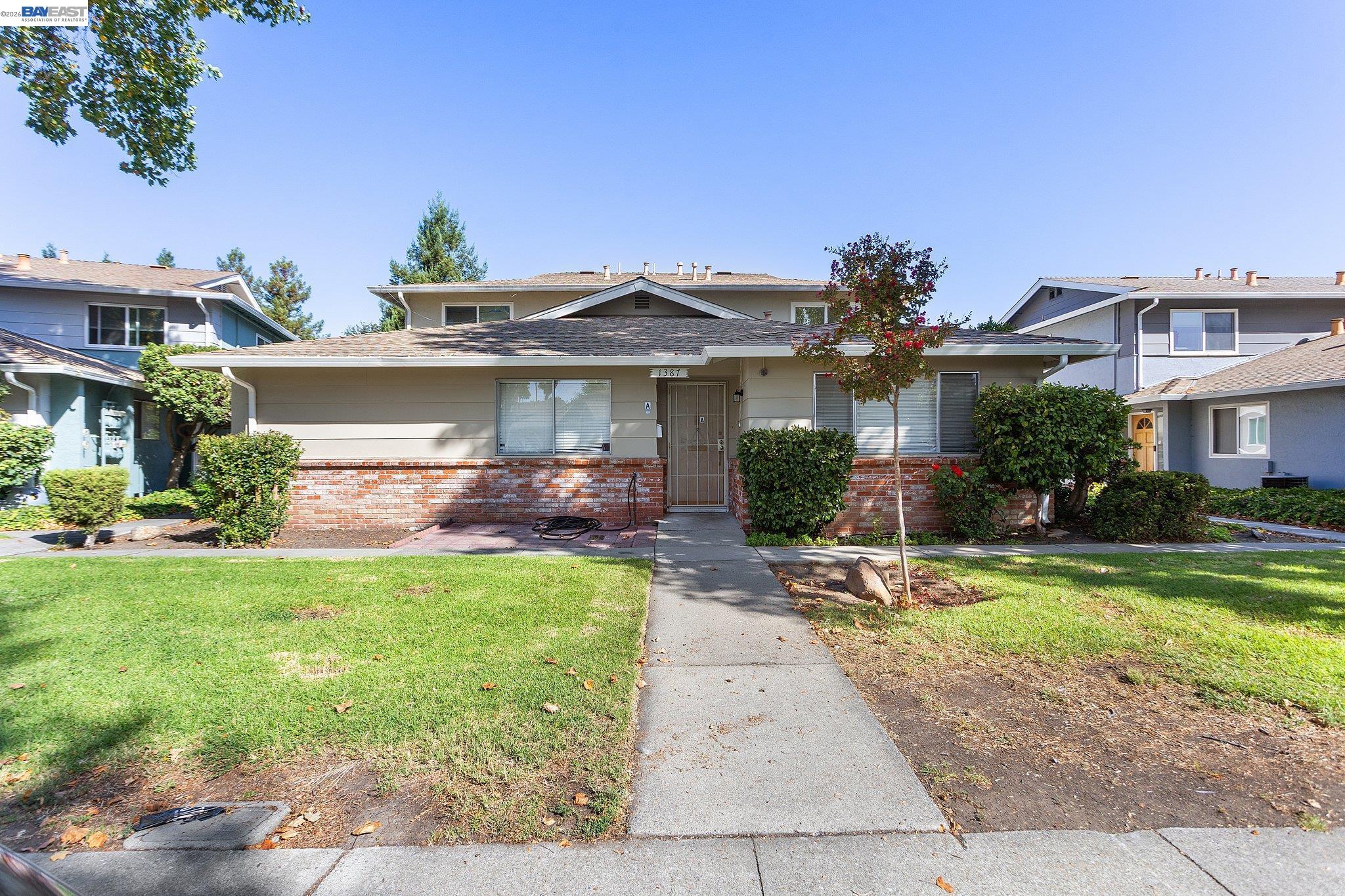 1387 Del Rio Cir # B, Concord CA 94518 — photo 24