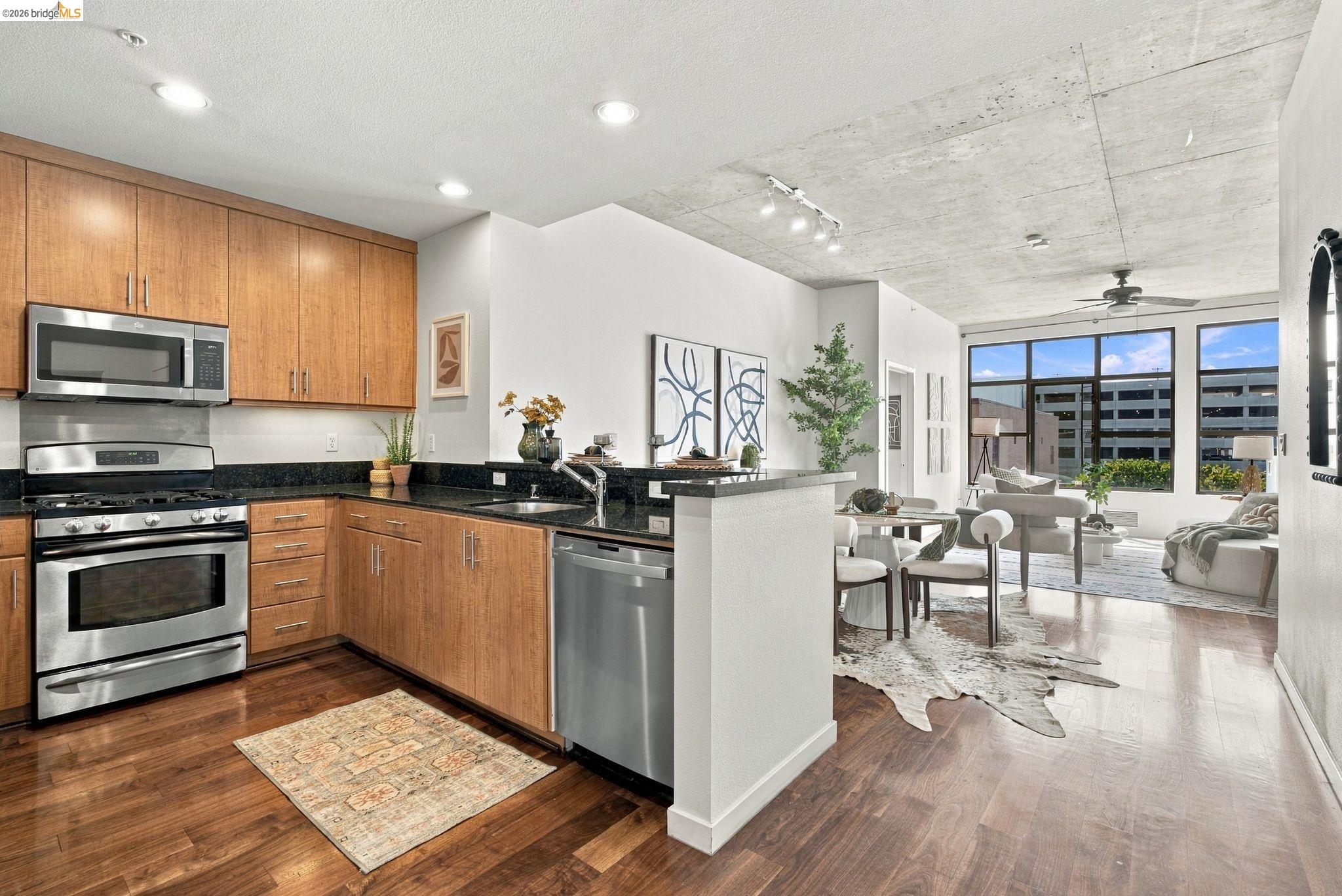 288 3rd st # 408, Oakland CA 94607 — photo 13