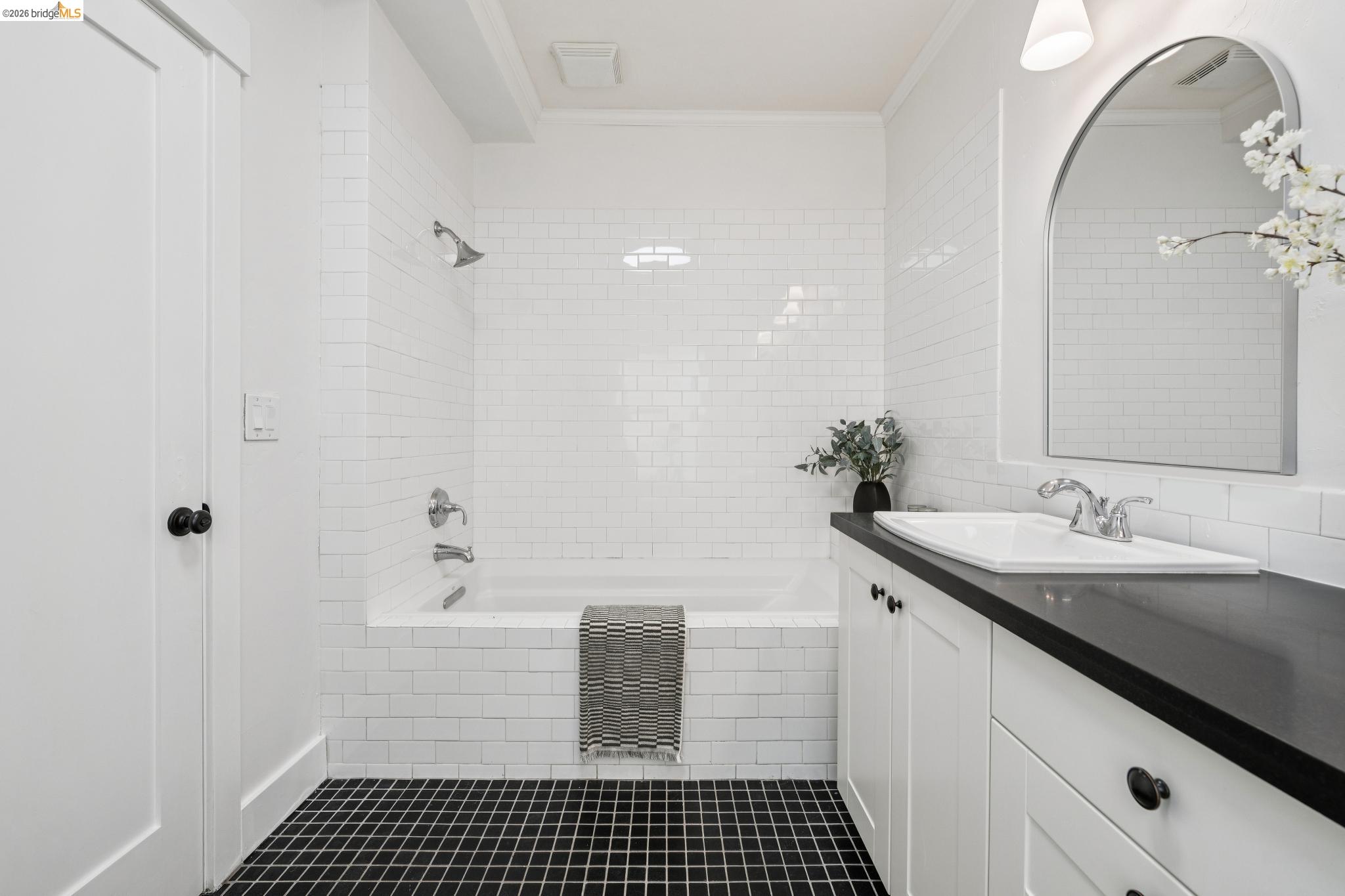 5933 Fremont St, Oakland CA 94608 — photo 44