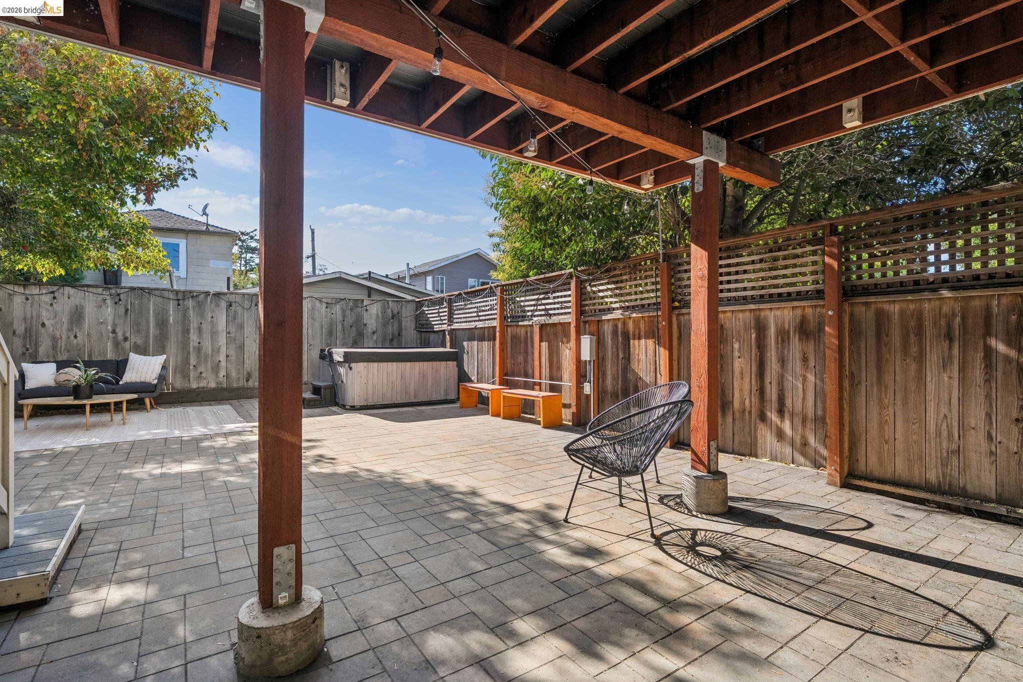5933 Fremont St, Oakland CA 94608 — photo 45