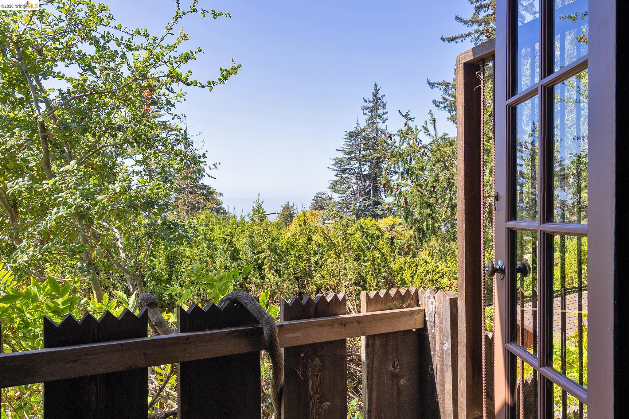 2711 Buena Vista Way, Berkeley CA 94708 — photo 42