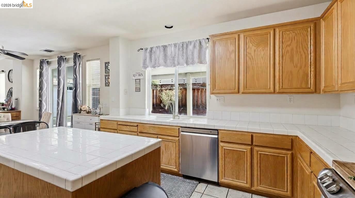 812 Allen Ct, Brentwood, CA 94513 photo 11