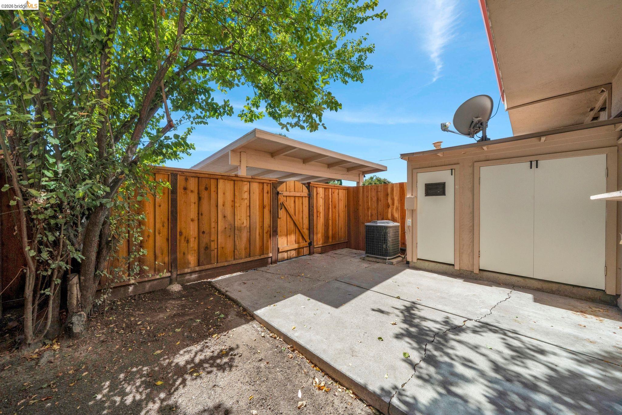 1894 Lynwood Dr # D, Concord CA 94519 — photo 19