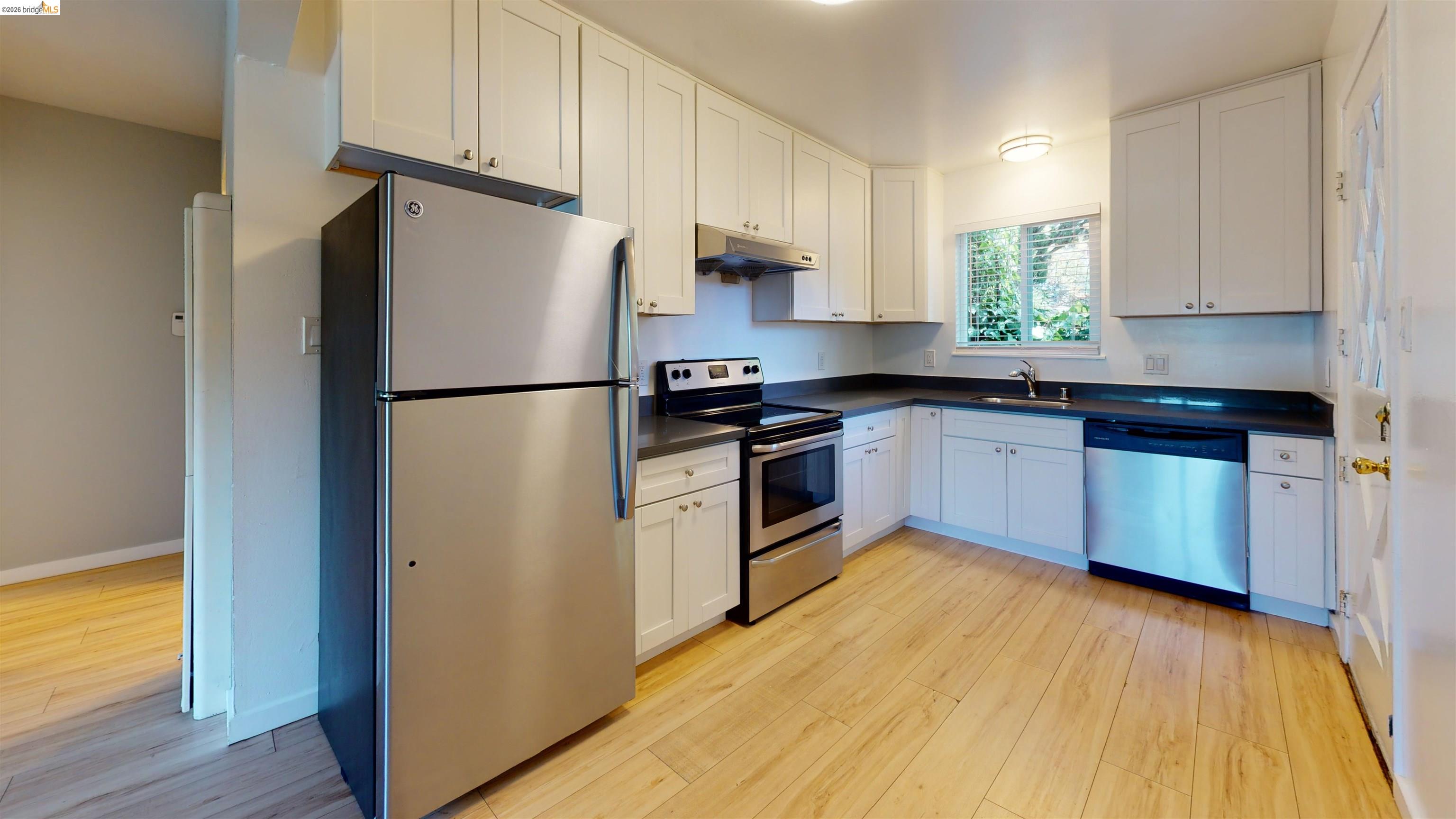 550 Fairmount Ave, Oakland CA 94611 — photo 15