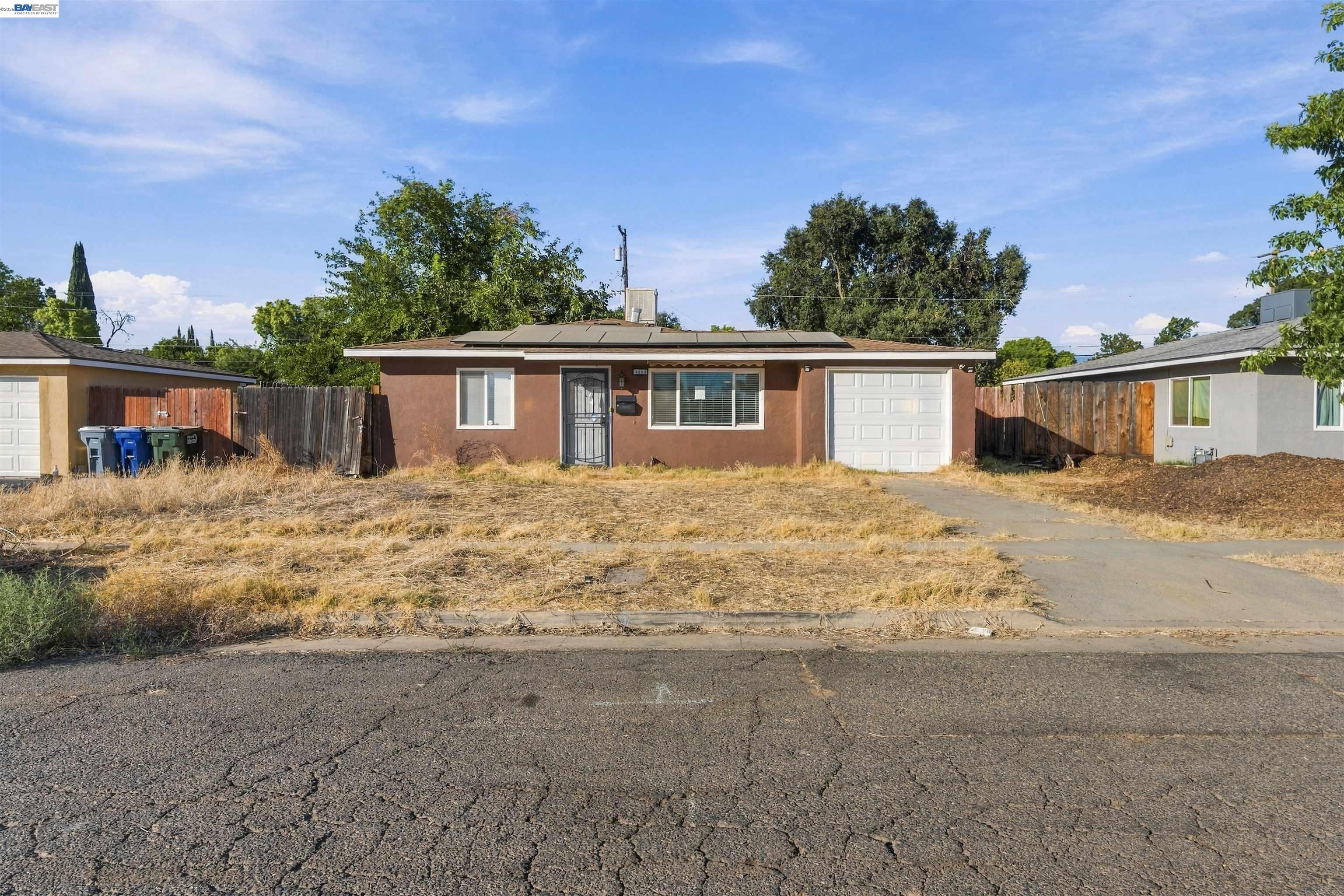 1223 W Santa Fe Ave, Merced CA 95340 — photo 2