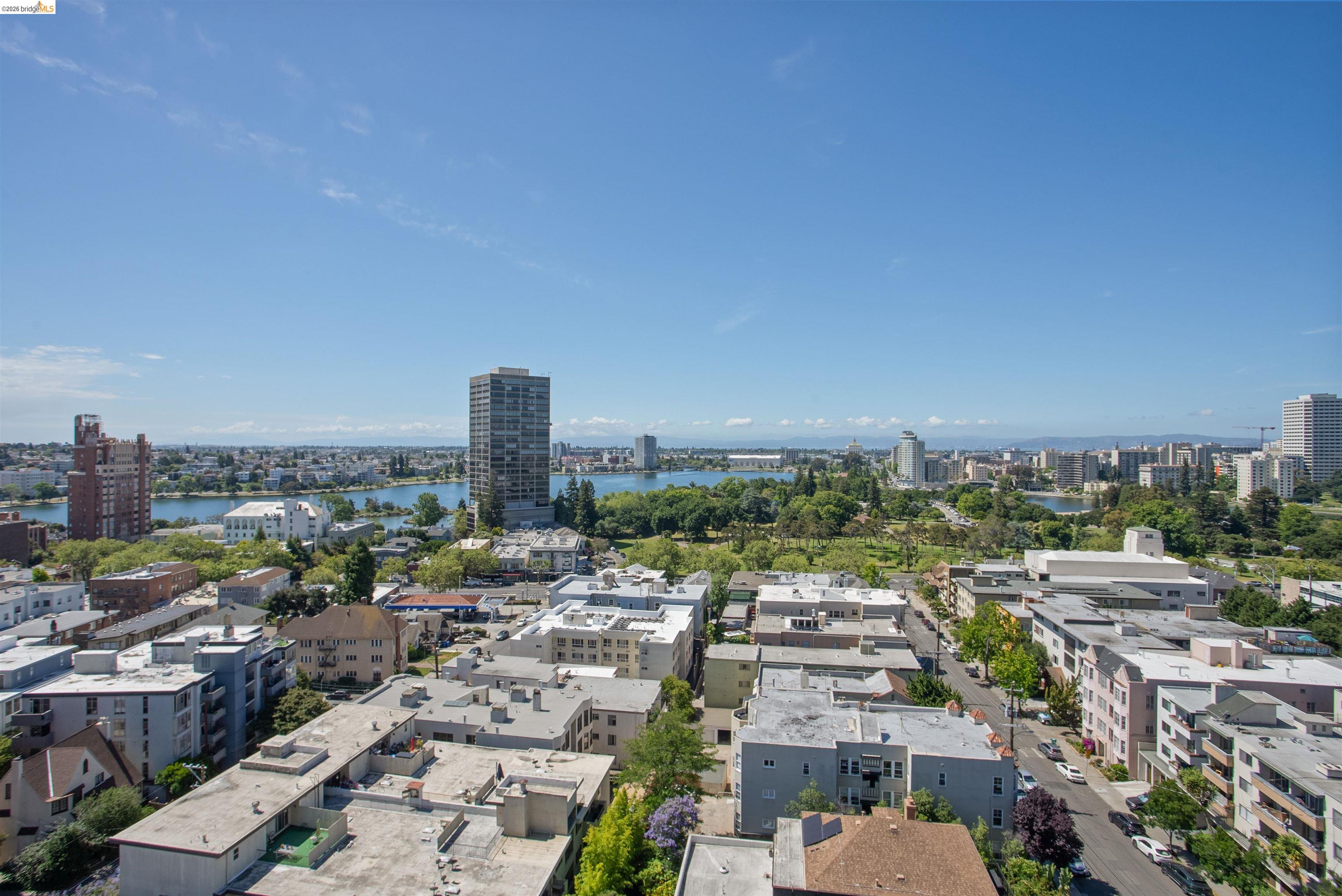 320 Lee St # 303, Oakland CA 94610 — photo 28