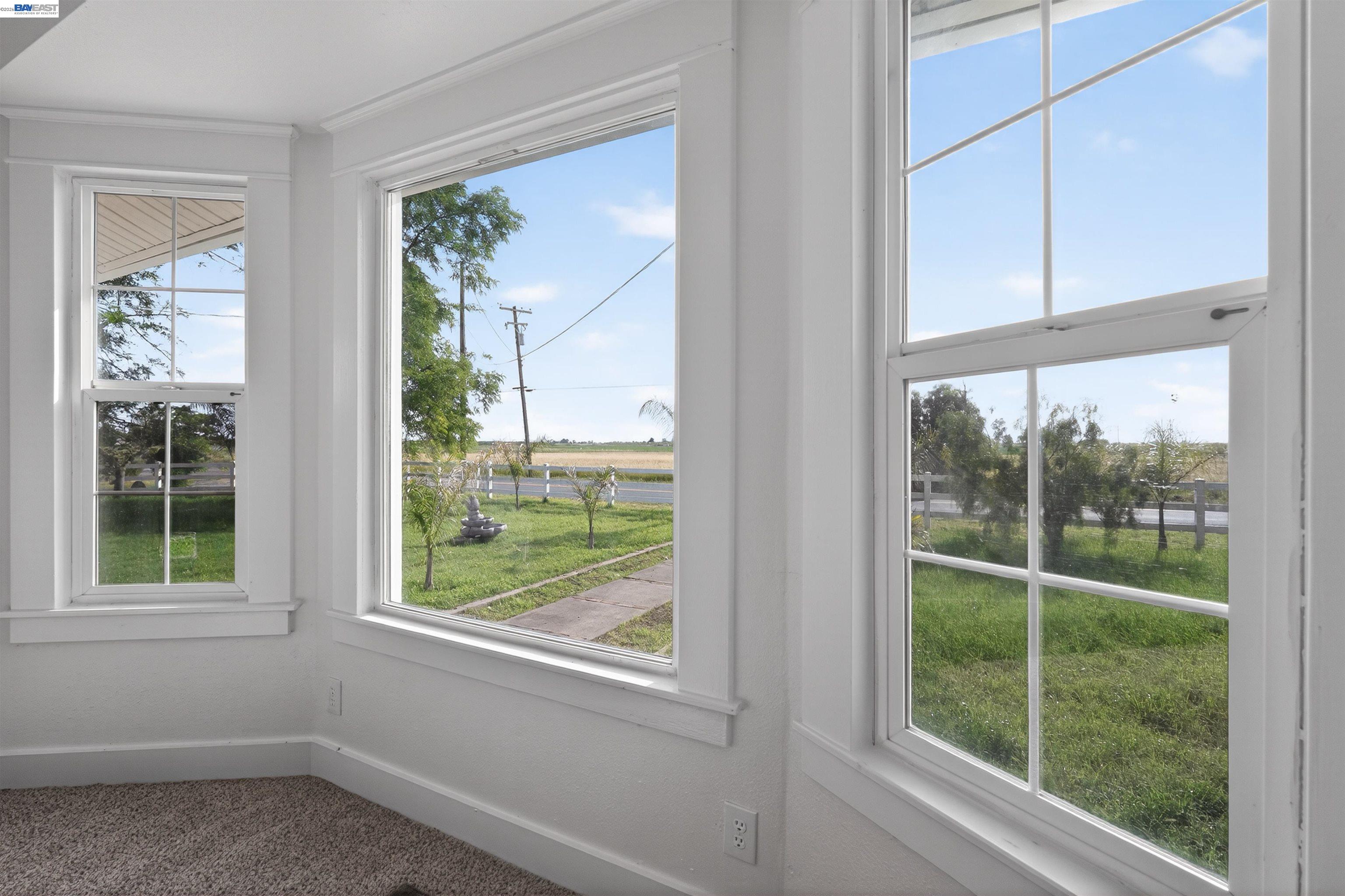 3015 Point Pleasant Rd, Elk Grove CA 95757 — photo 5