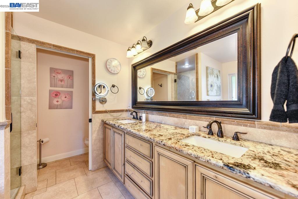 8545 Hilton Way, Fair Oaks CA 95628 — photo 10