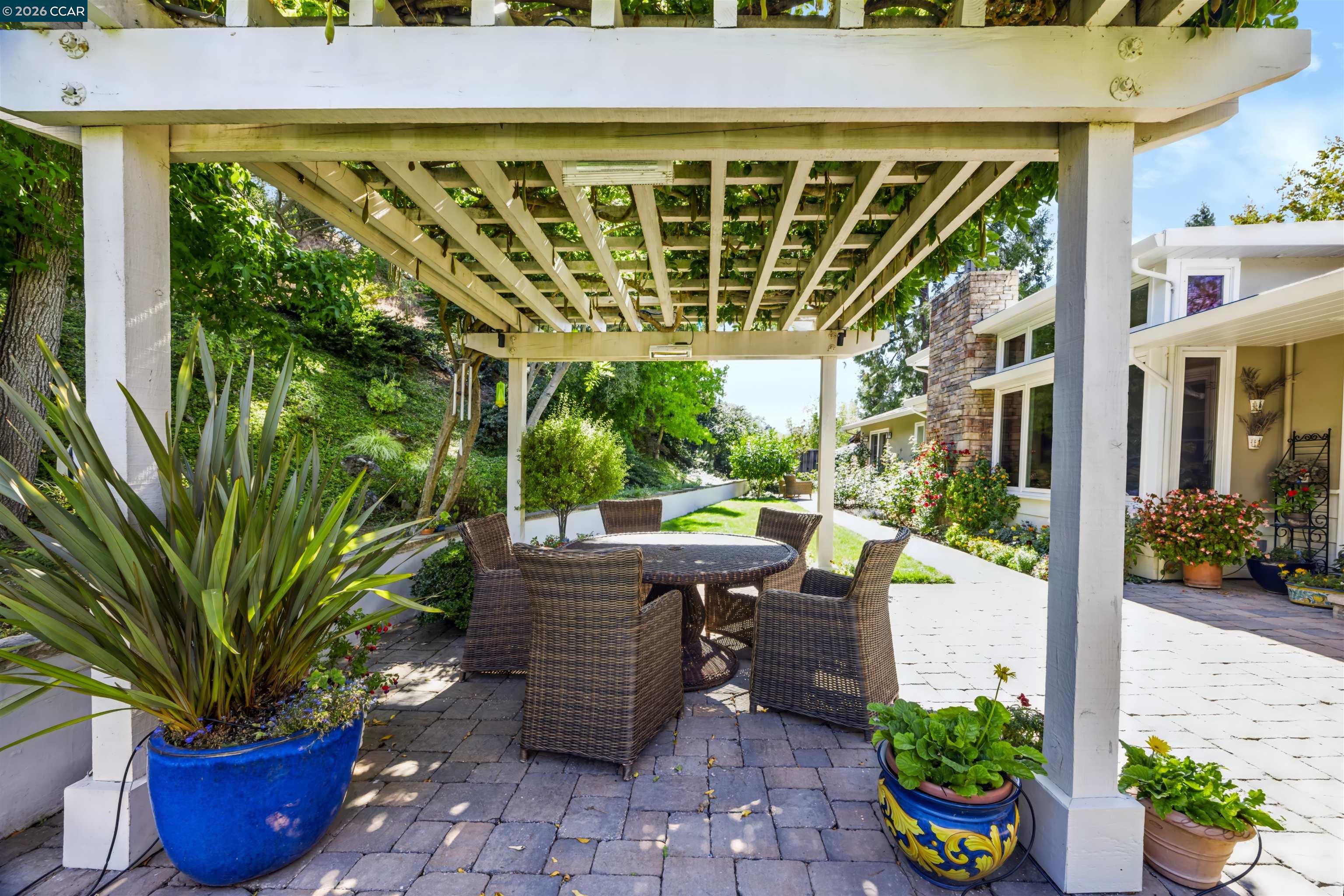 3237 Driftwood Dr, Lafayette CA 94549 — photo 27