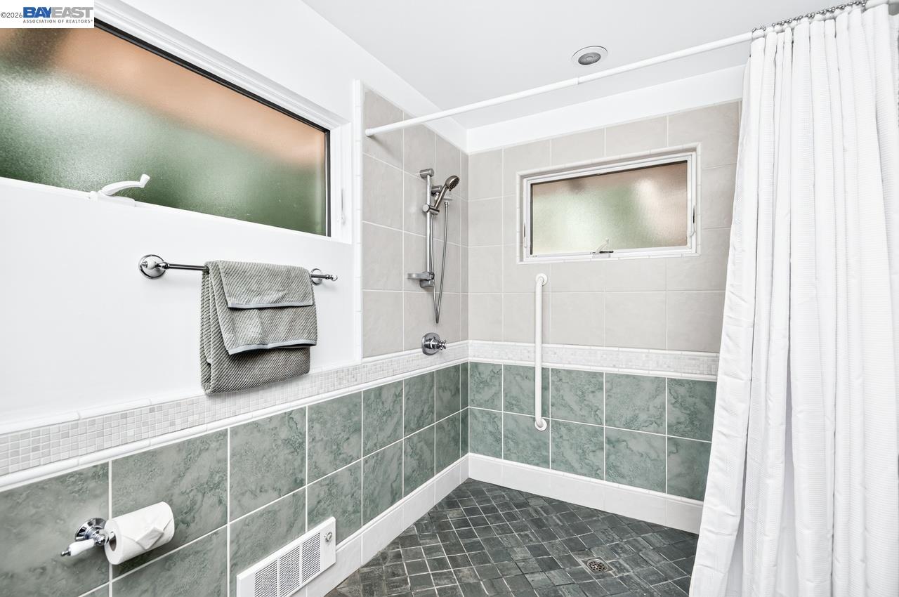 35575 Palomares Rd, Castro Valley CA 94552 — photo 39