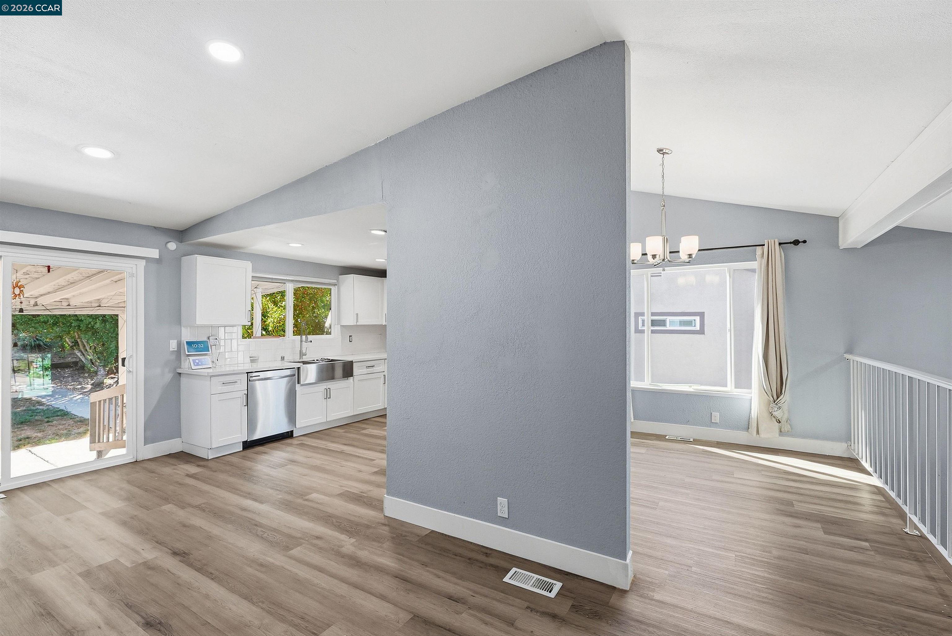 240 Power Dr, Vallejo, CA 94589 photo 11