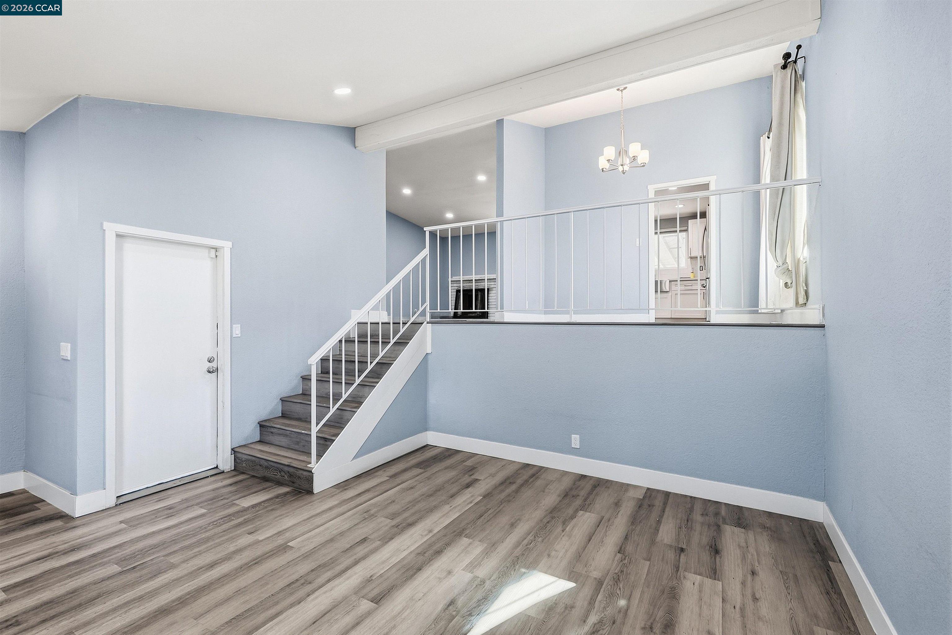 240 Power Dr, Vallejo, CA 94589 photo 5