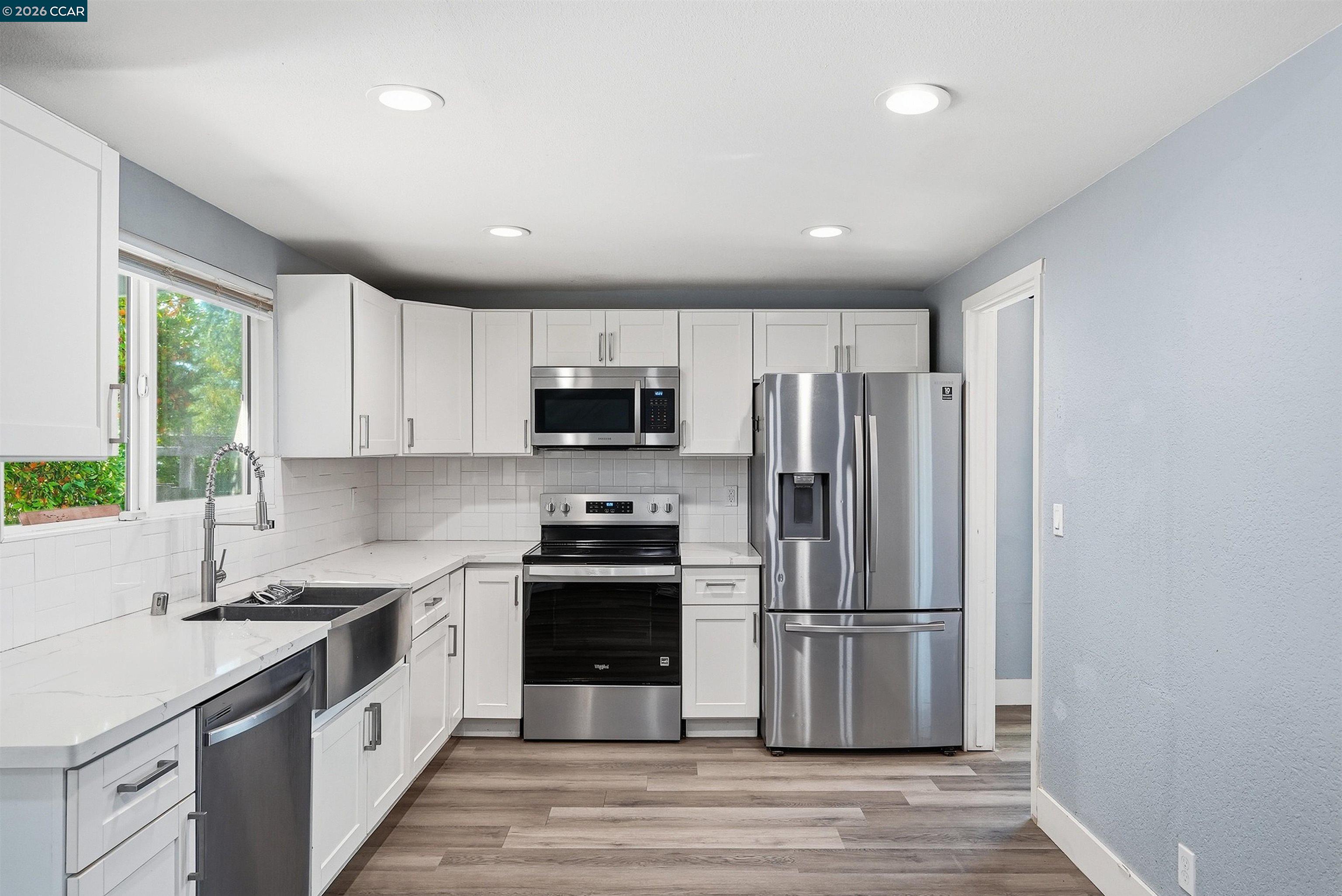 240 Power Dr, Vallejo, CA 94589 photo 8