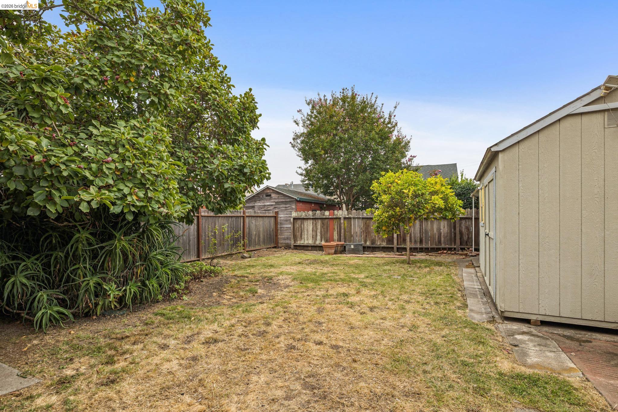 5621 Roberts Ave, Oakland, CA 94605 photo 10
