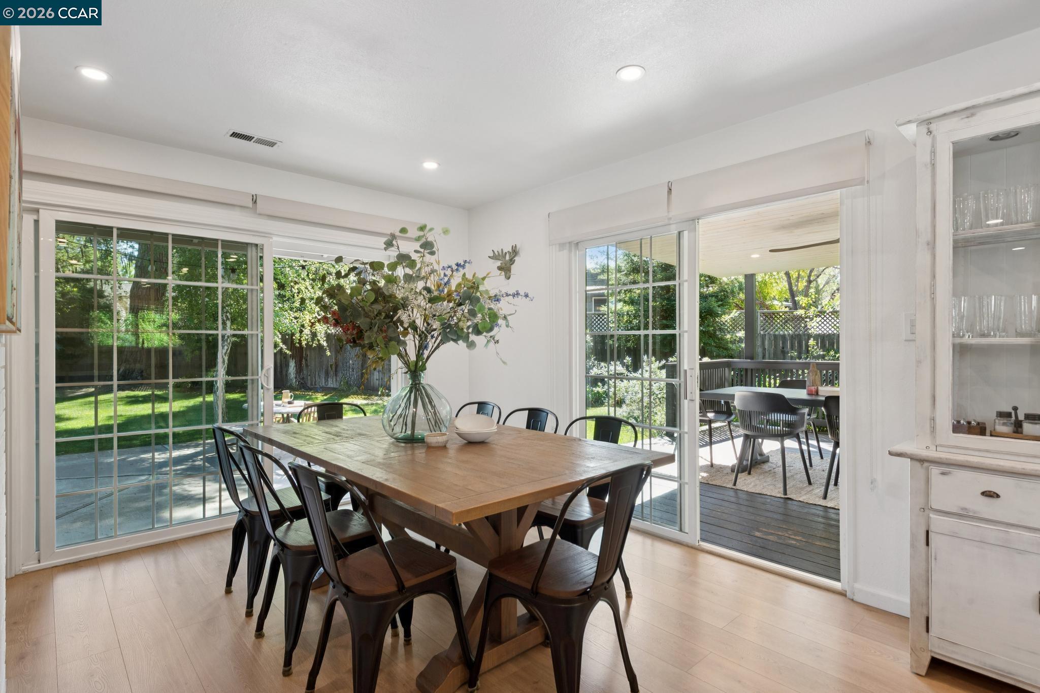 837 Tully Way, Concord CA 94518 — photo 17