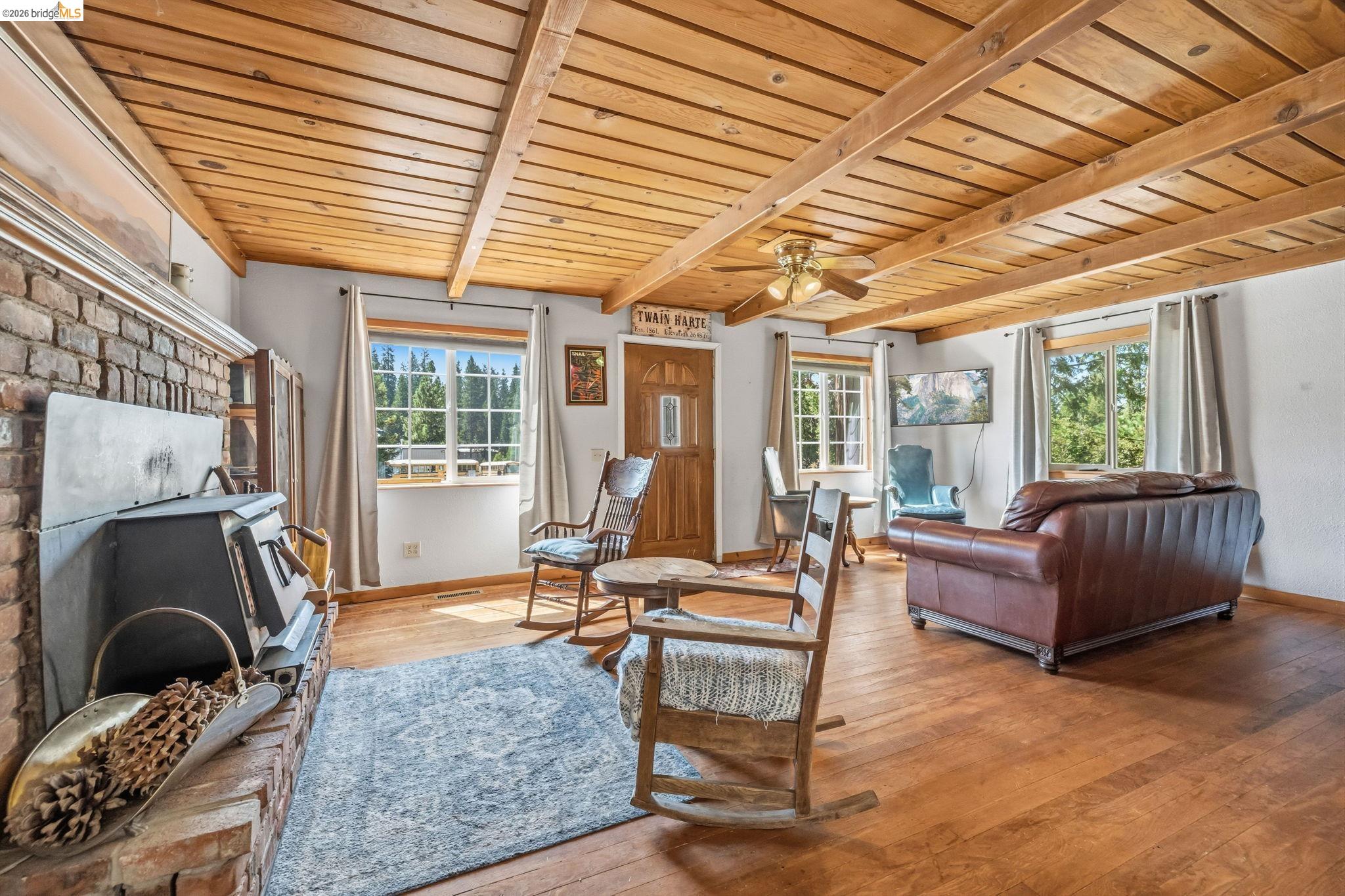 18814 Manzanita Dr, Twain Harte CA 95383 — photo 6