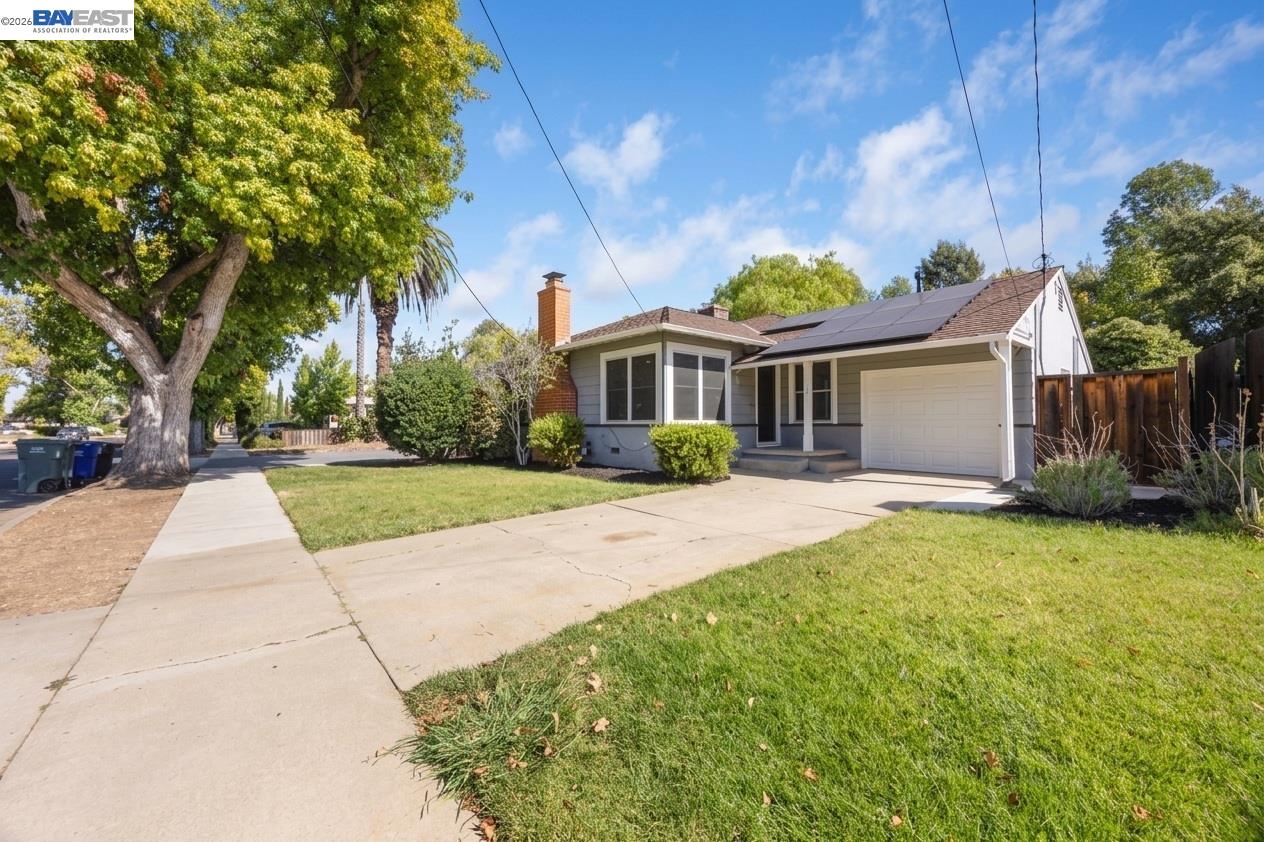1942 N 6Th St, Concord CA 94519