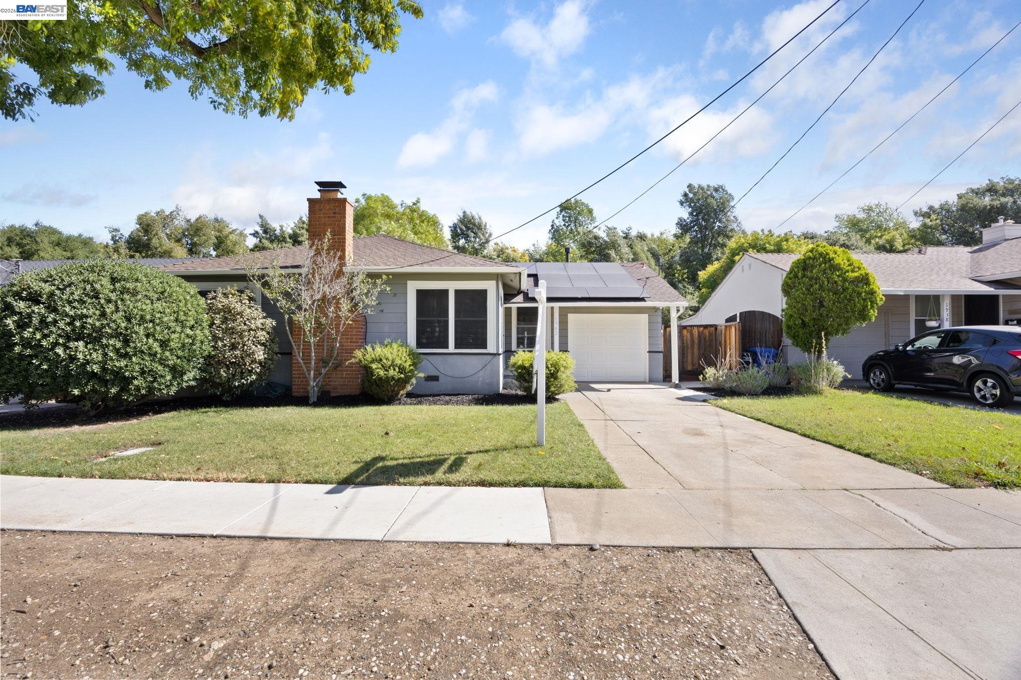 1942 N 6Th St, Concord CA 94519 — photo 2
