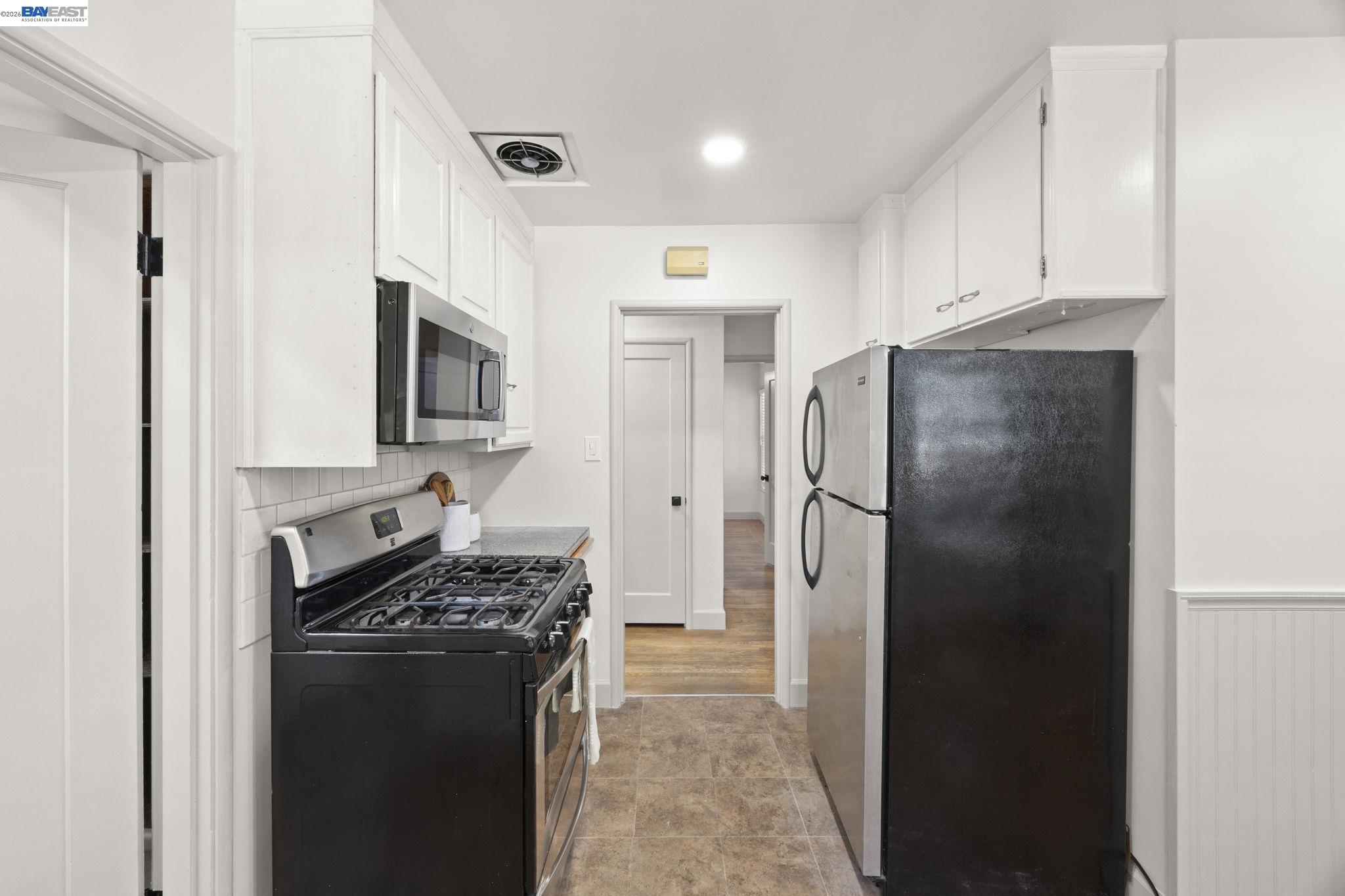 1942 N 6Th St, Concord CA 94519 — photo 9