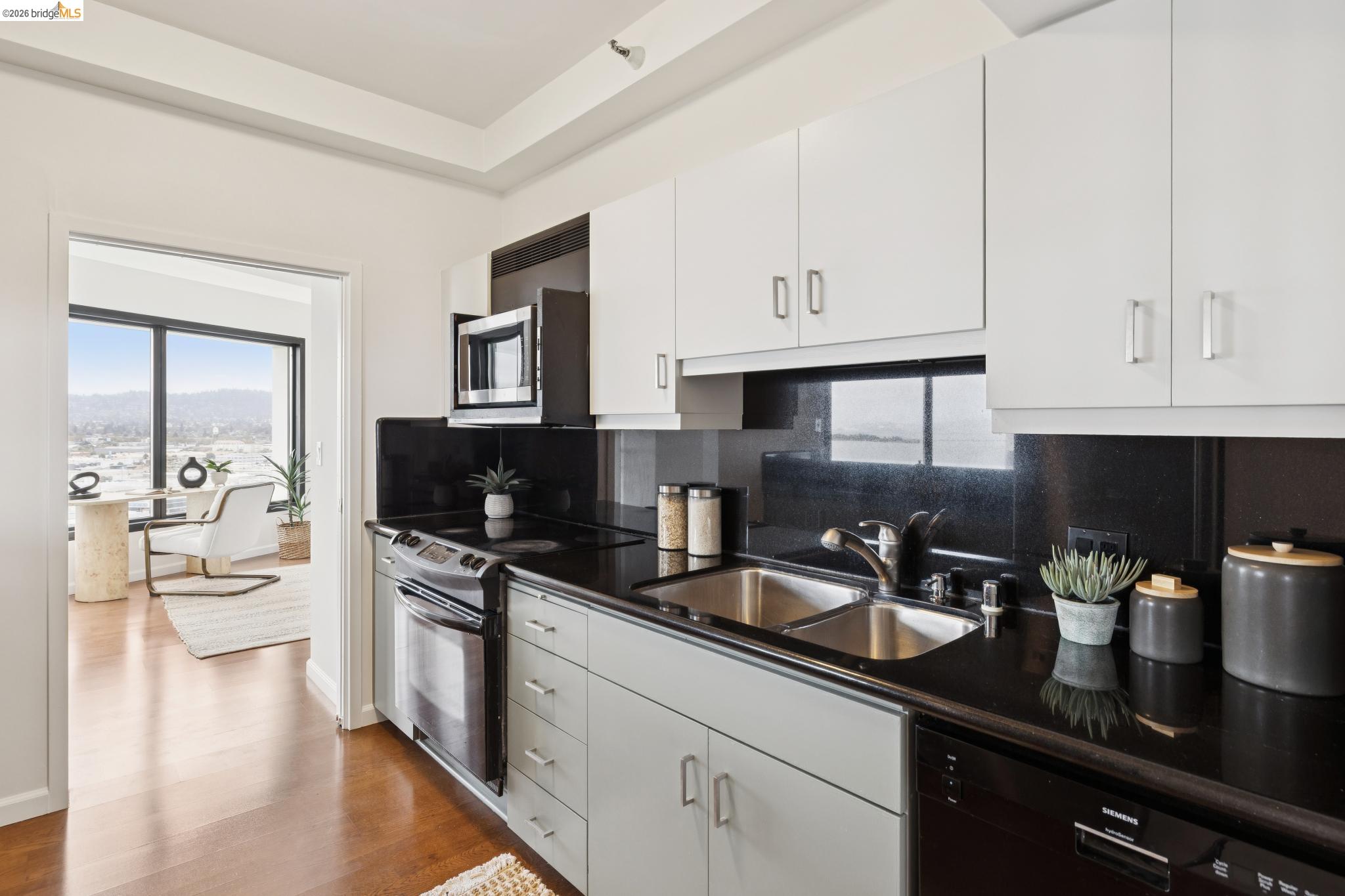 6363 Christie Avenue # 2017, Emeryville CA 94608 — photo 21