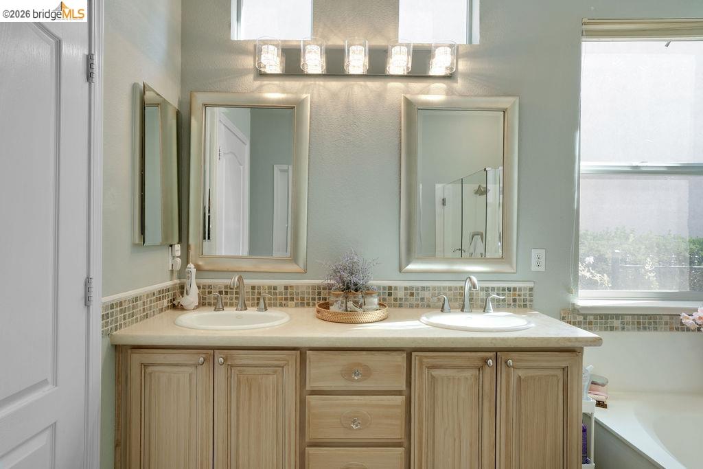 1361 Mcprince Ln, Brentwood CA 94513 — photo 15