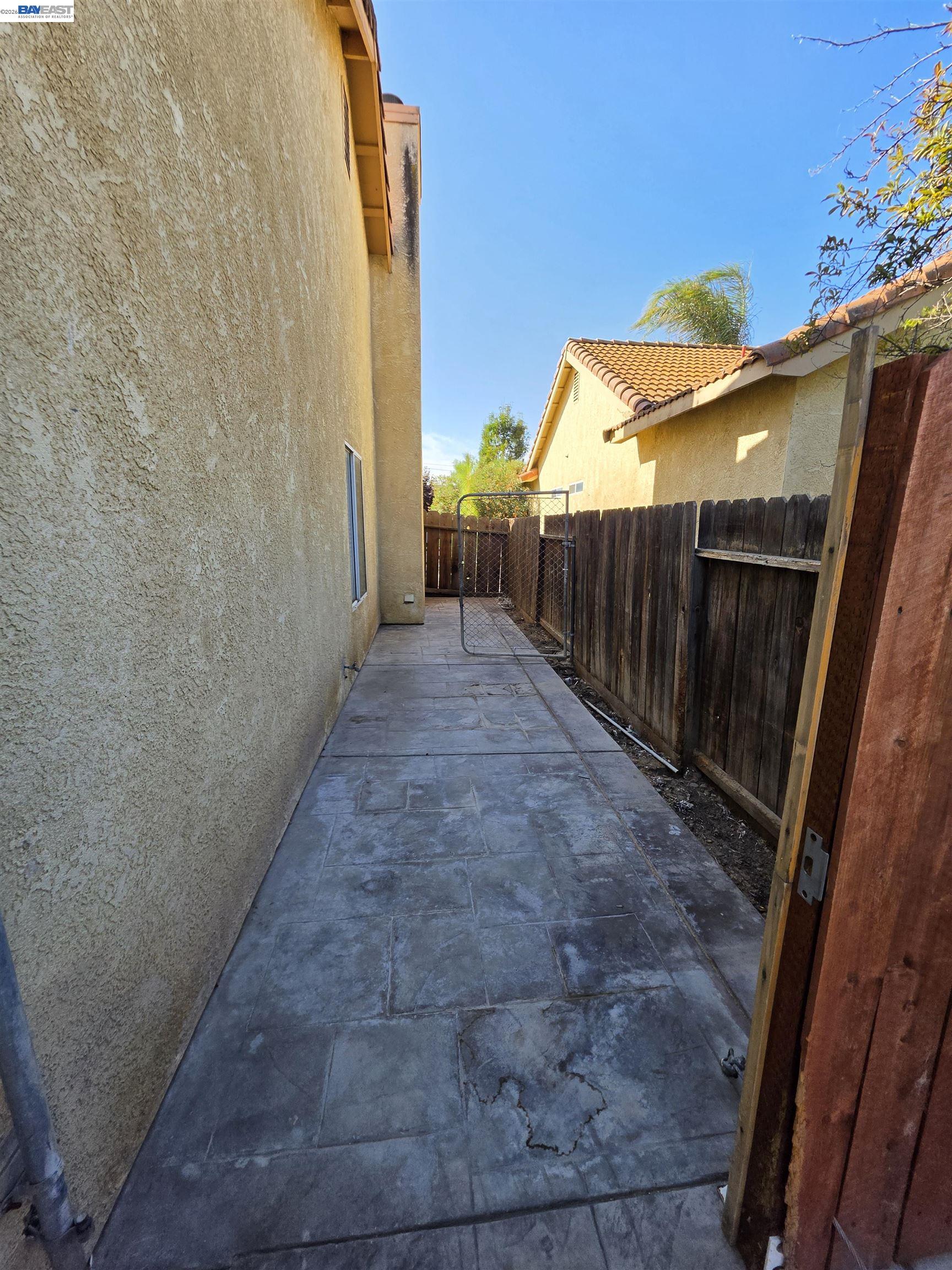152 Chardonnay Street, Los Banos CA 93635 — photo 27