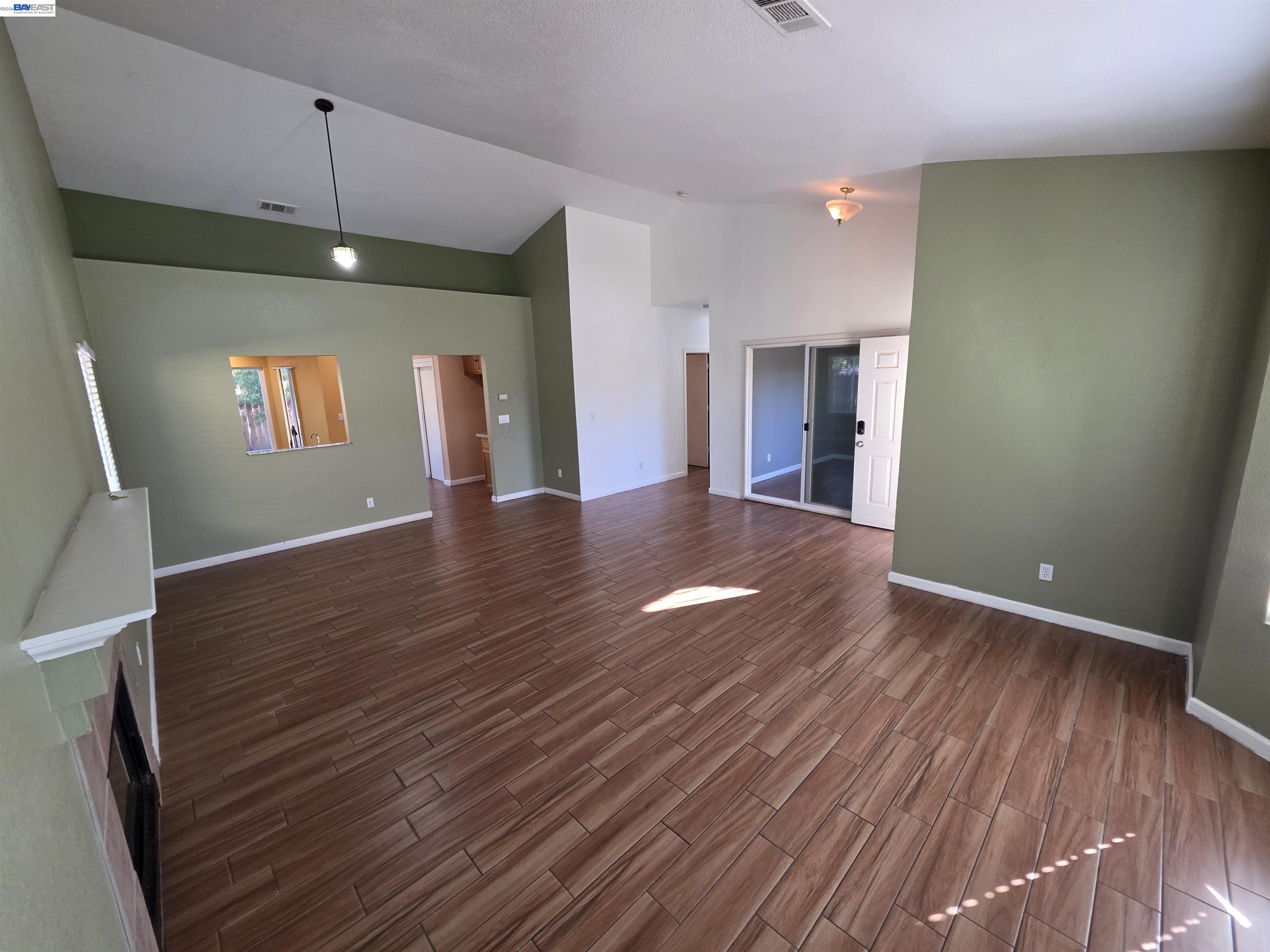 152 Chardonnay Street, Los Banos CA 93635 — photo 4